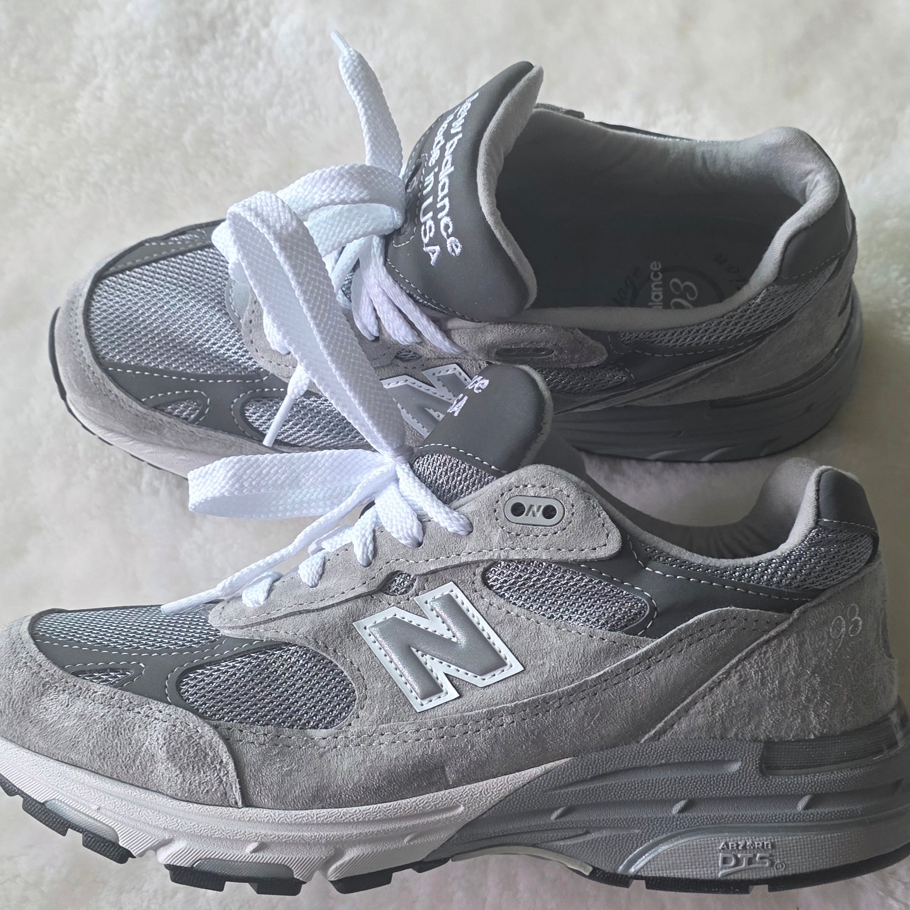 New Balance 993 Made in USA Grey - D Standard 착용 스타일