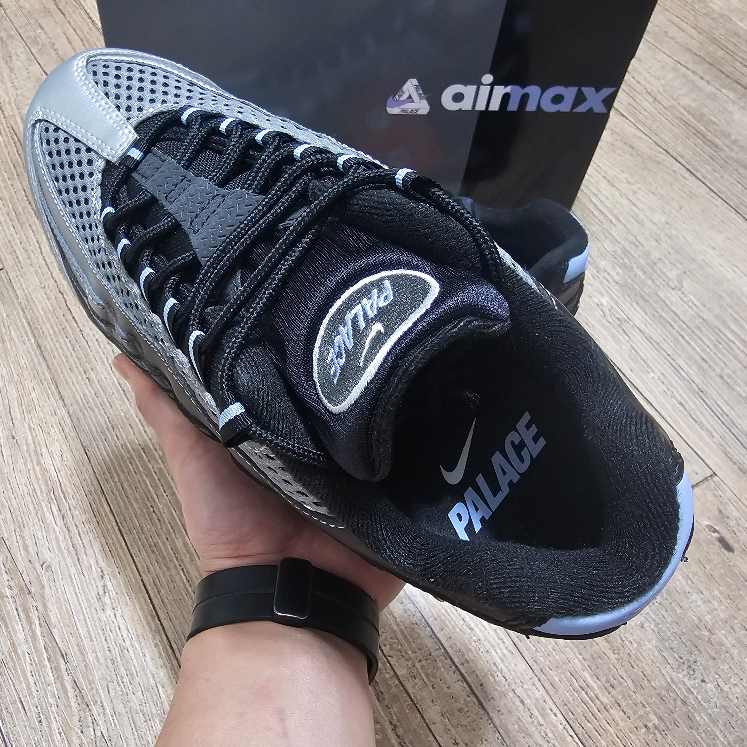 Nike x Palace Air Max 95 Metallic Silver Aluminum 착용 스타일 - 7