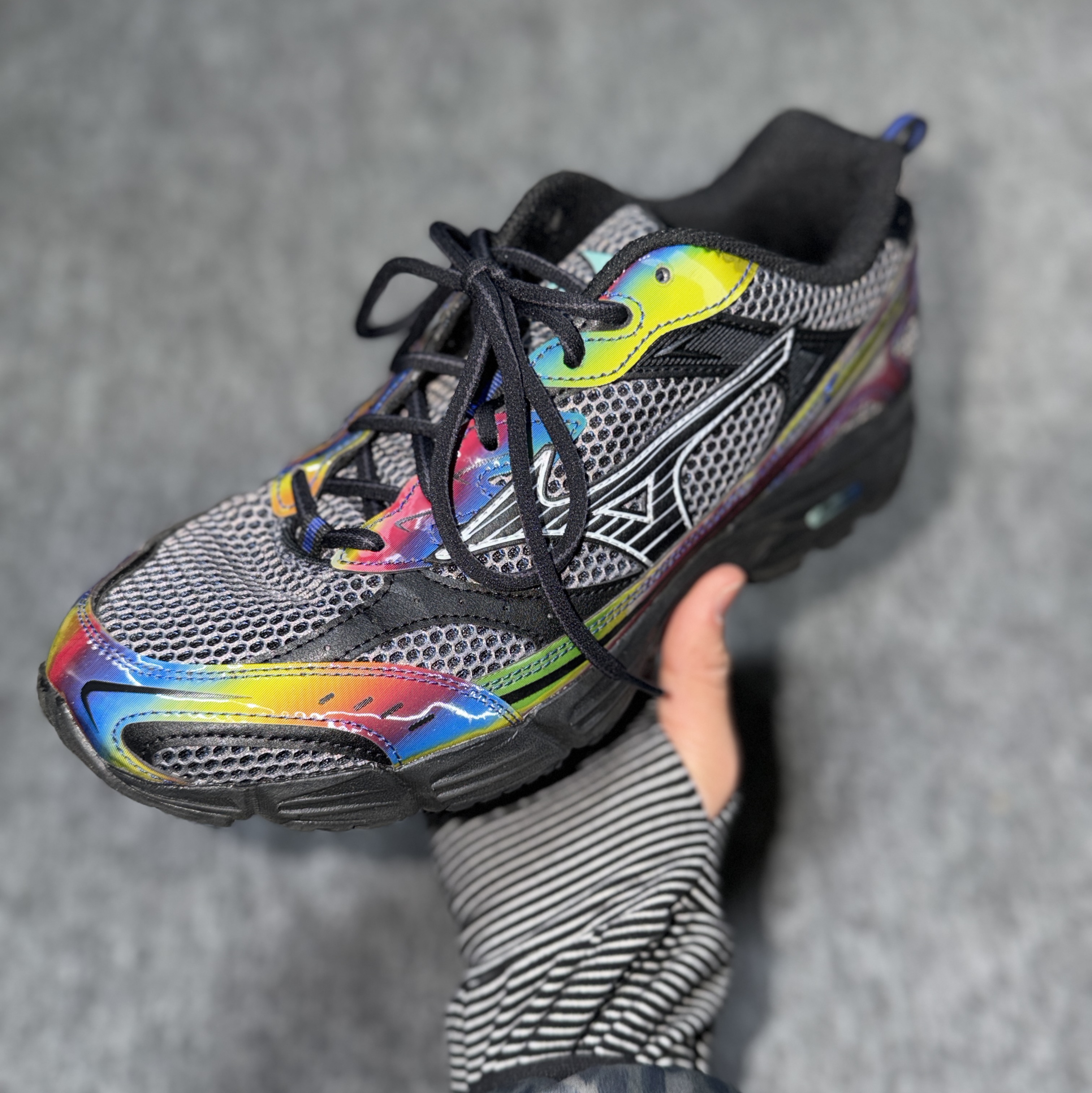 Mizuno MXR Quiet Shade Silver 착용 스타일 - 2