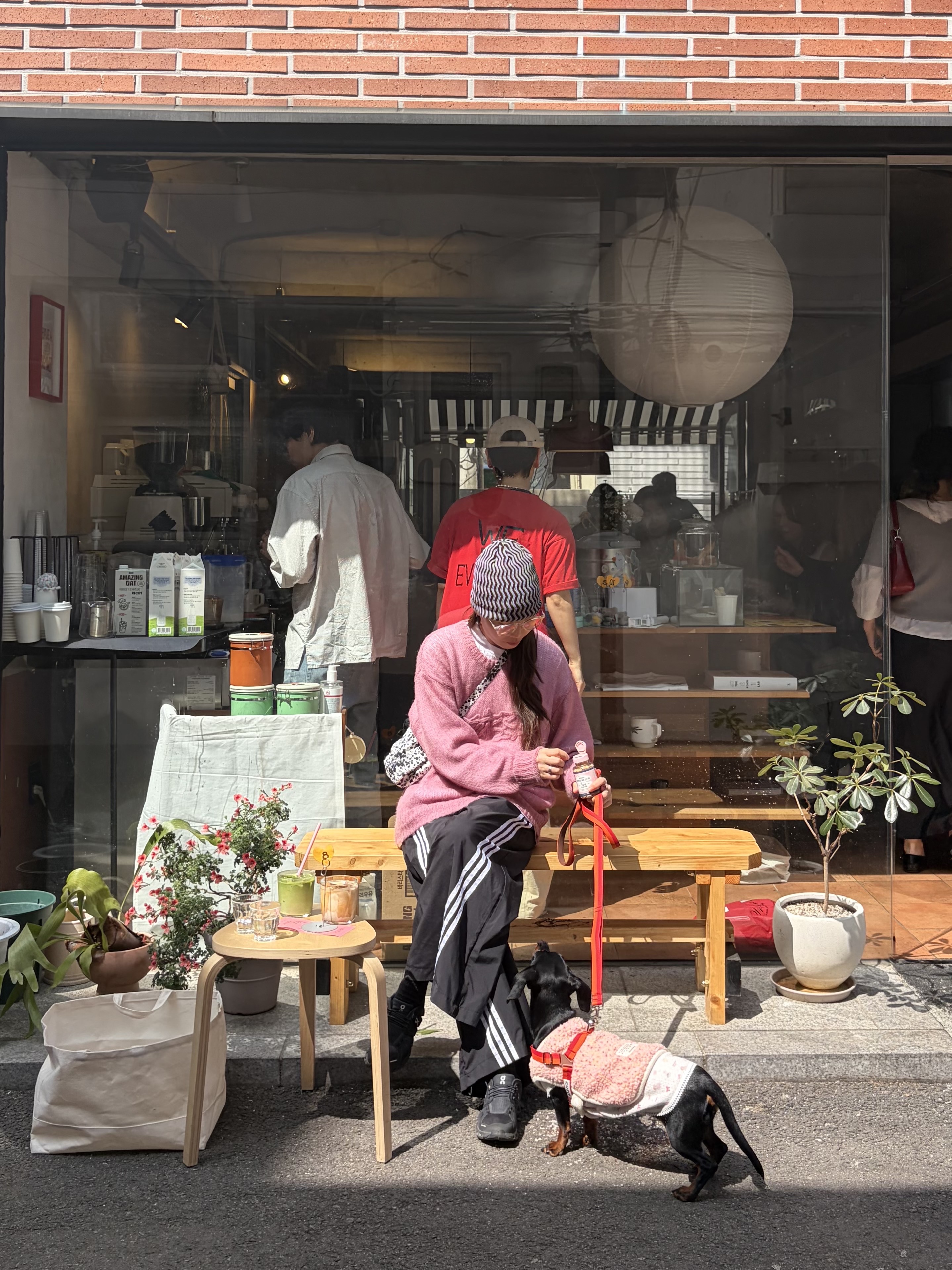 Stussy Loose Knit Logo Sweater Mauve, (W) Adidas Adilenium Oversized Track Pants Black - KR Sizing 착용 스타일 - 1