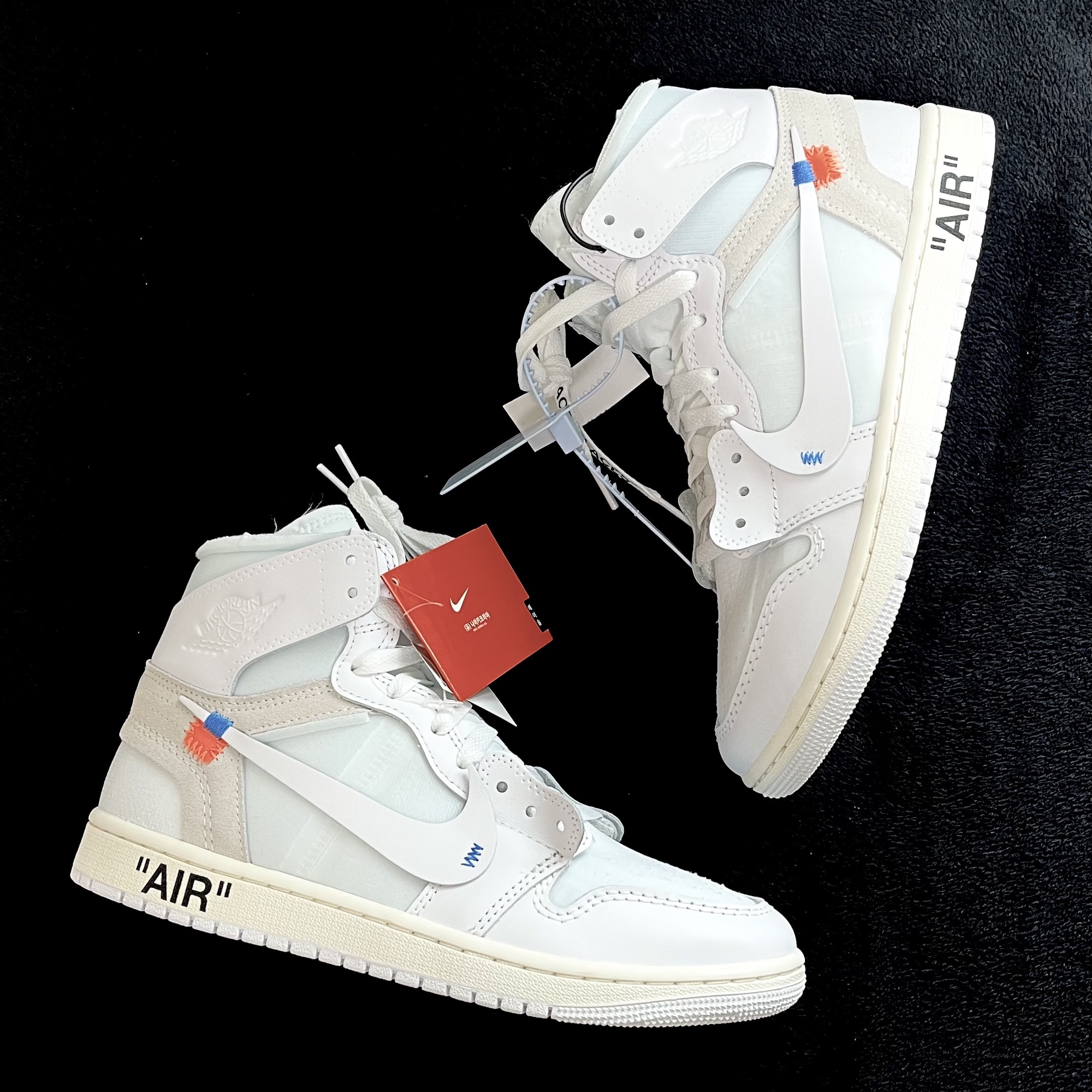 Jordan 1 x Virgil Abloh Archive Retro High Alaska White 착용 스타일 - 1