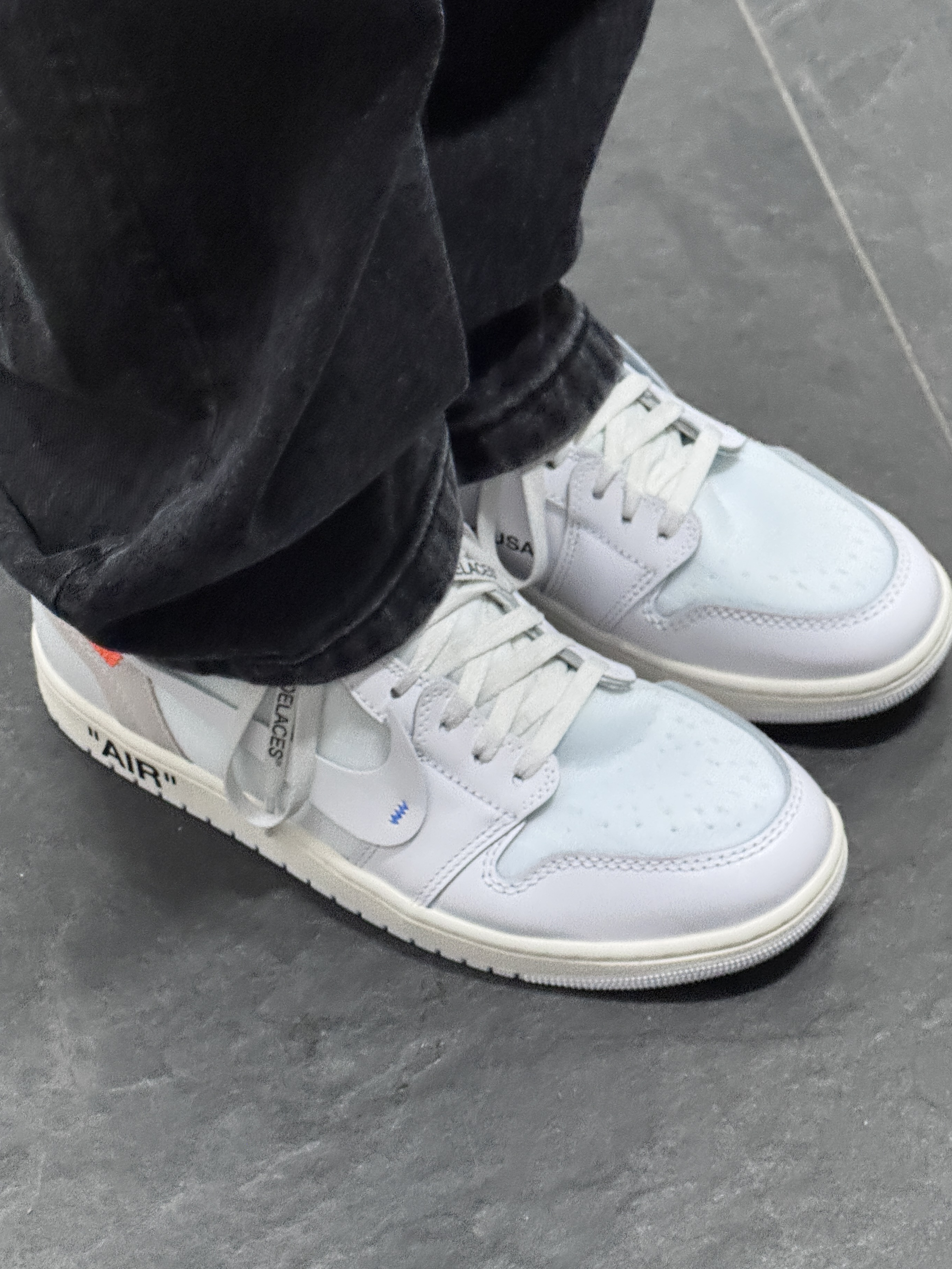 Jordan 1 x Virgil Abloh Archive Retro High Alaska White 착용 스타일 - 2