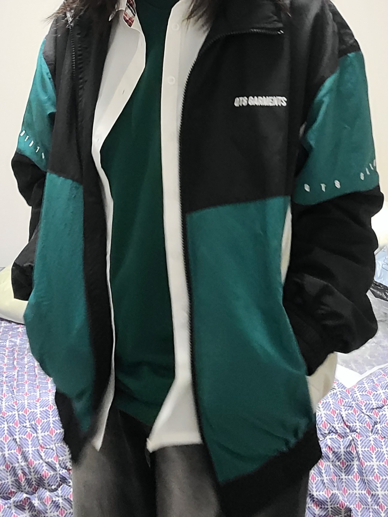 QT8 Garments TL Old Track Jacket Green 착용 스타일 - 1