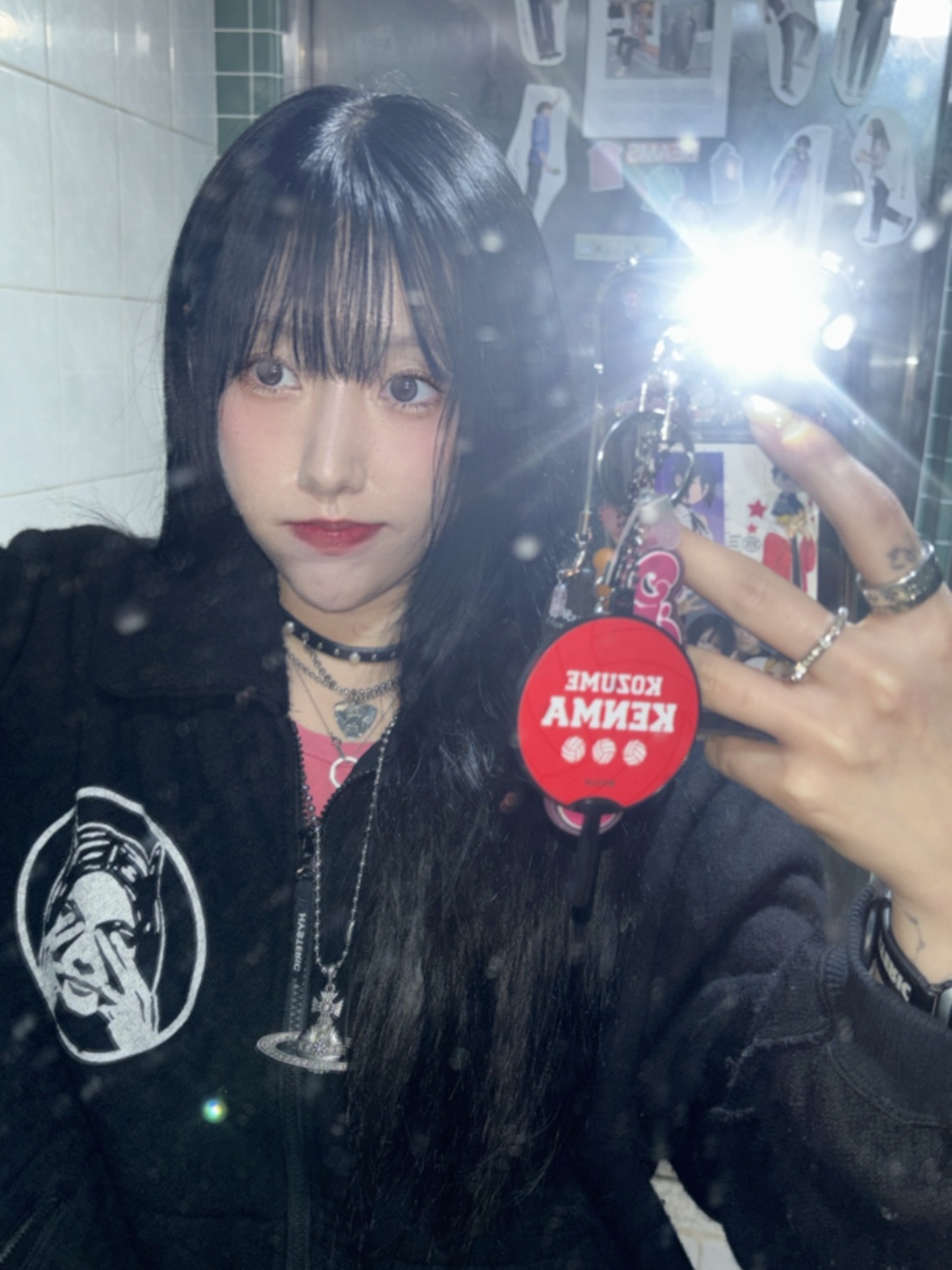 (W) Hysteric Glamour Bad Ass Mama Jumper Black, (W) Hysteric Glamour On Skull Pick Necklace Silver 착용 스타일 - 1