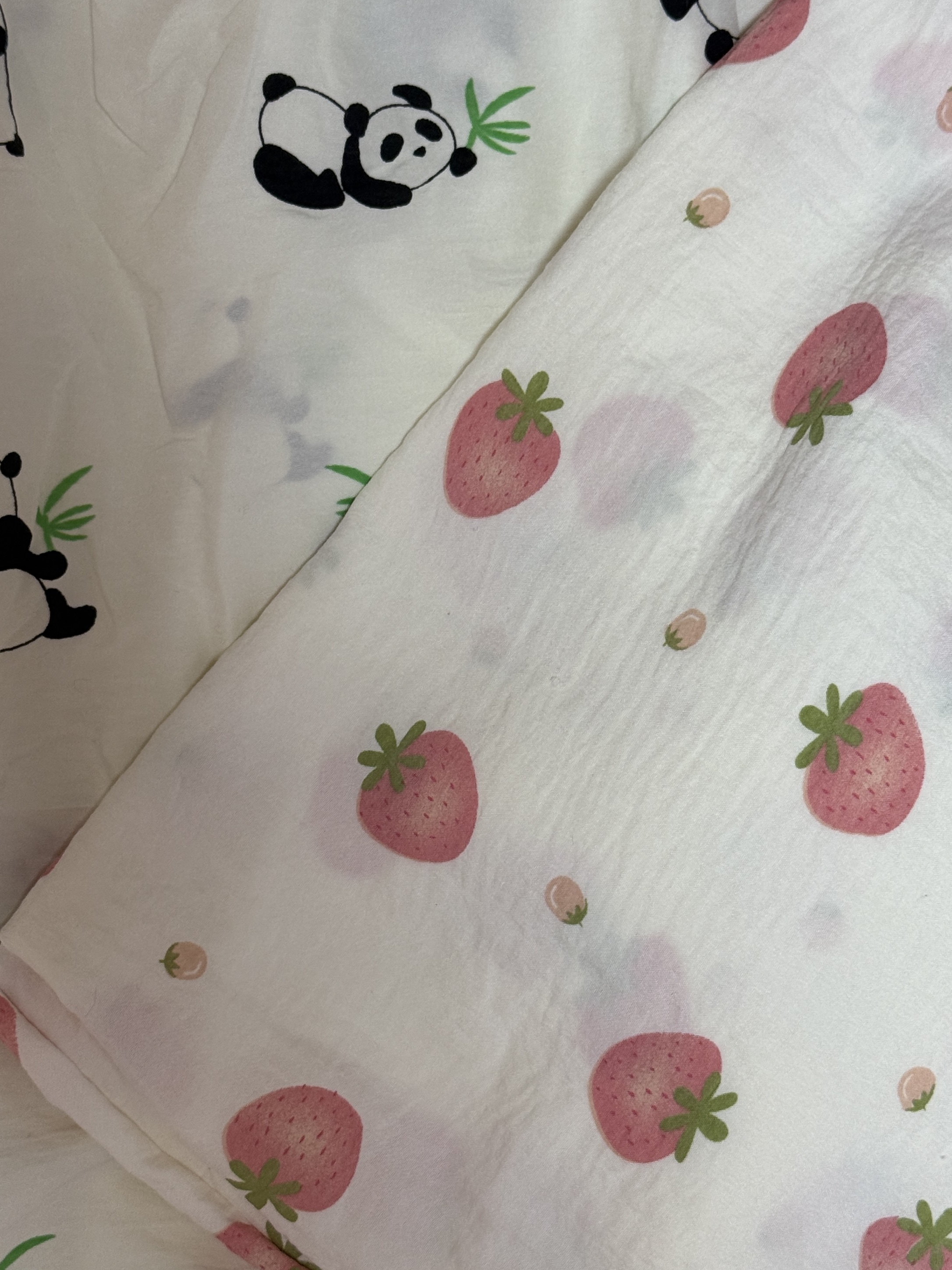 [3% 적립] (W) AONE Cozy Fit 9/10 Lounge Pants Strawberry, [3% 적립] (W) AONE Cozy Fit 9/10 Lounge Pants Panda 착용 스타일 - 2