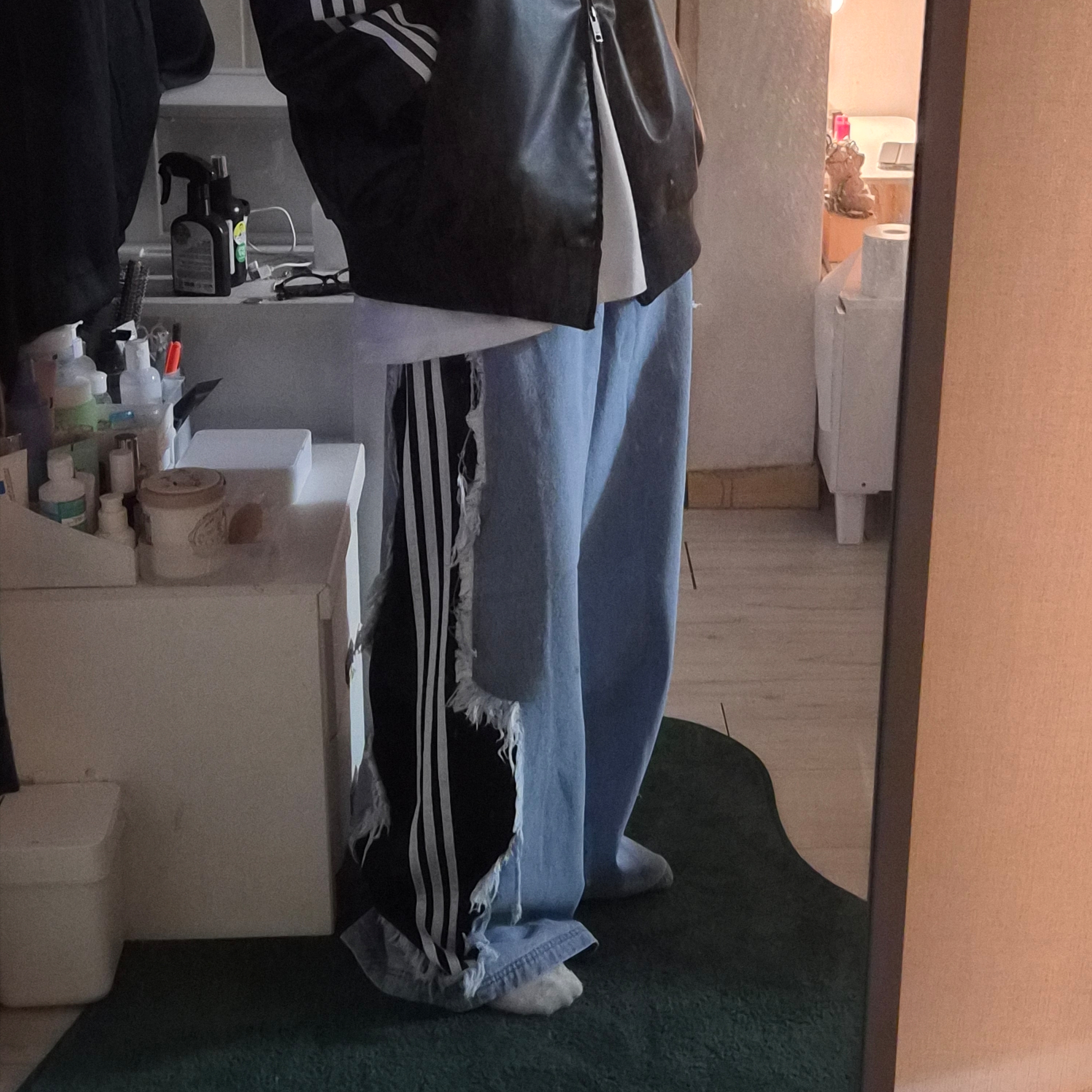 (W) Adidas Adilenium 5.0 Deconstructed Denim Pants Light Blue - KR Sizing 착용 스타일