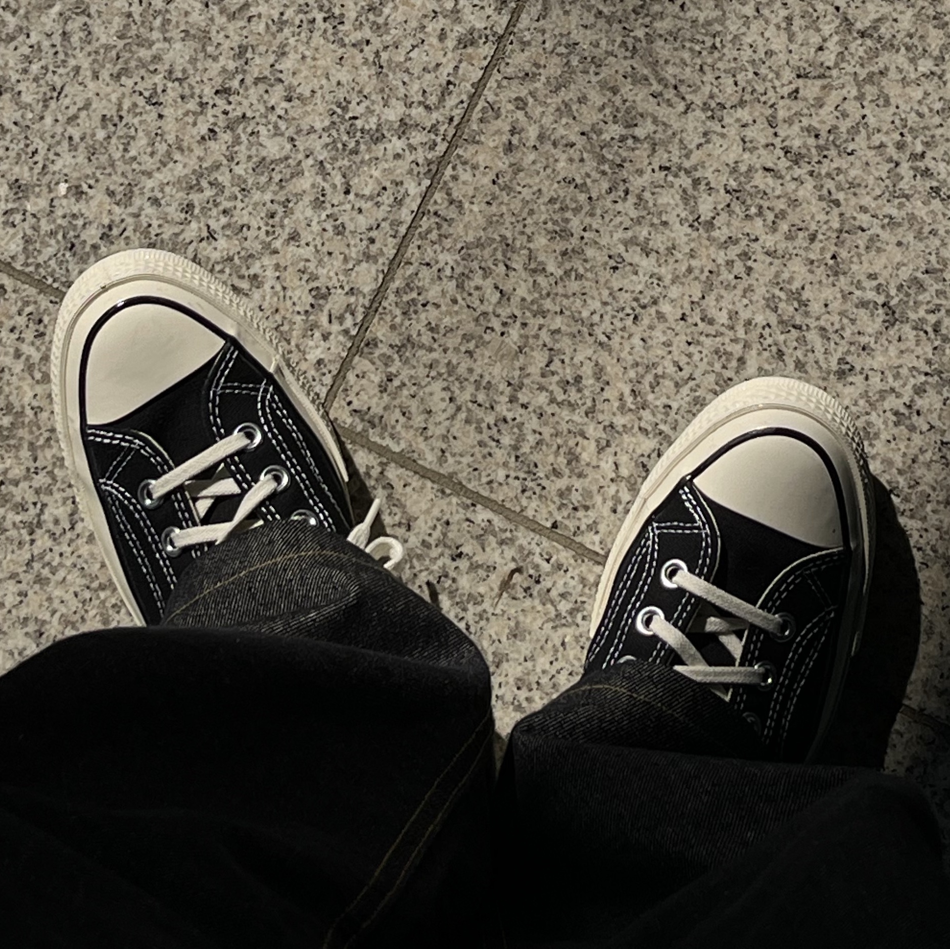 Converse Chuck 70 Hi Black 착용 스타일 - 2