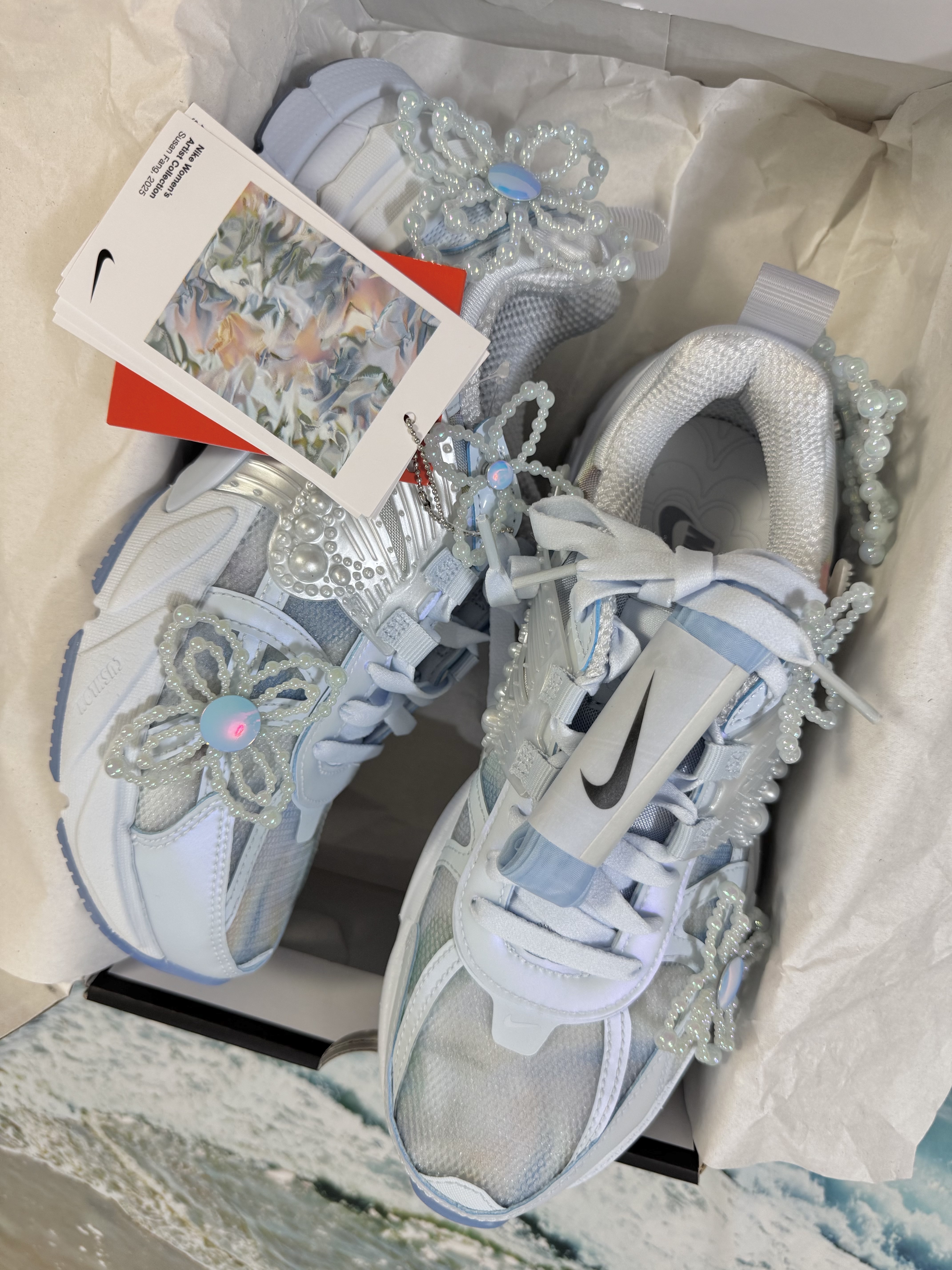 (W) Nike x Susan Fang V2K Run Blue Tint Multi Color, (W) Nike x Susan Fang Dunk Low Summit White Wolf Grey 착용 스타일 - 2