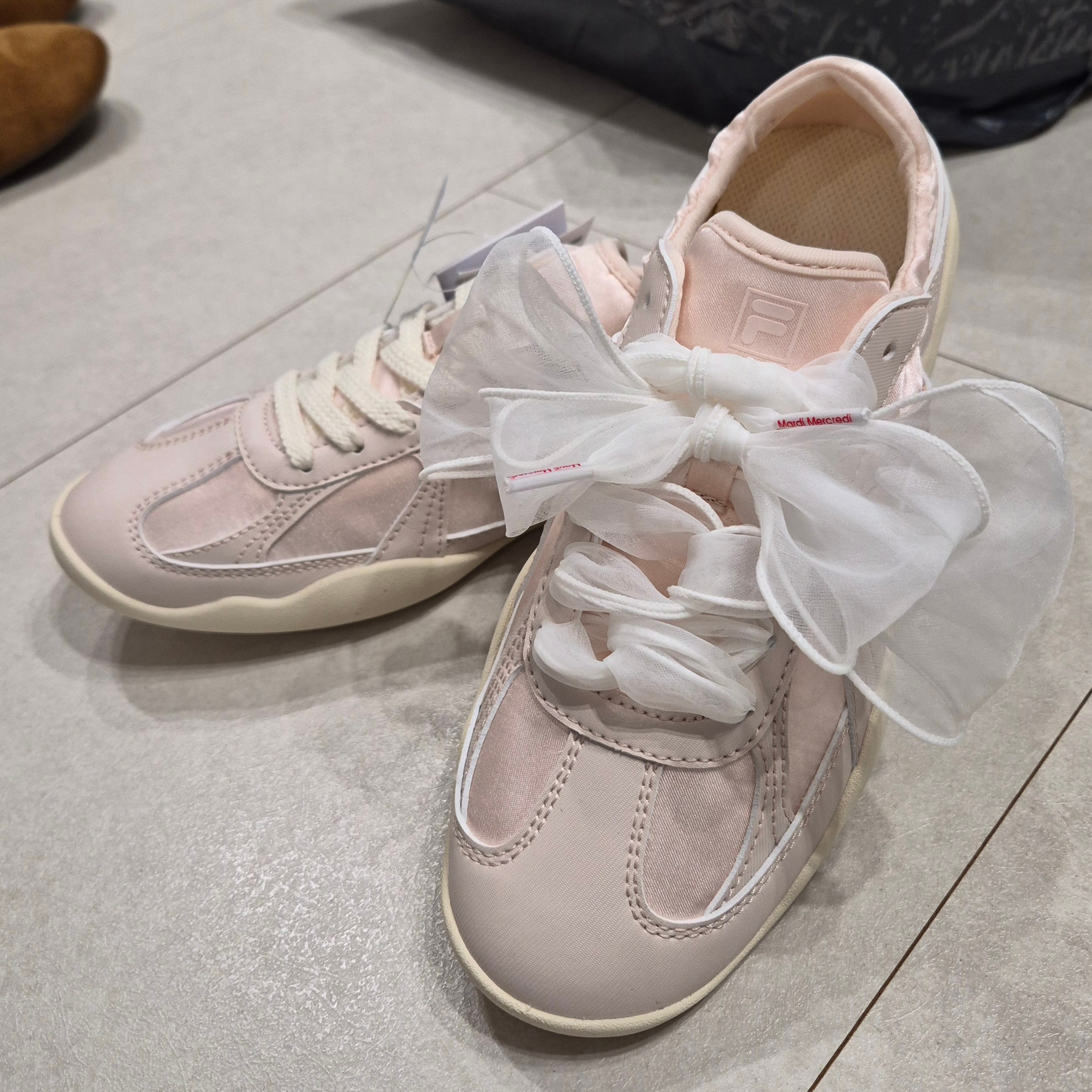 Fila Glio Pink 착용 스타일