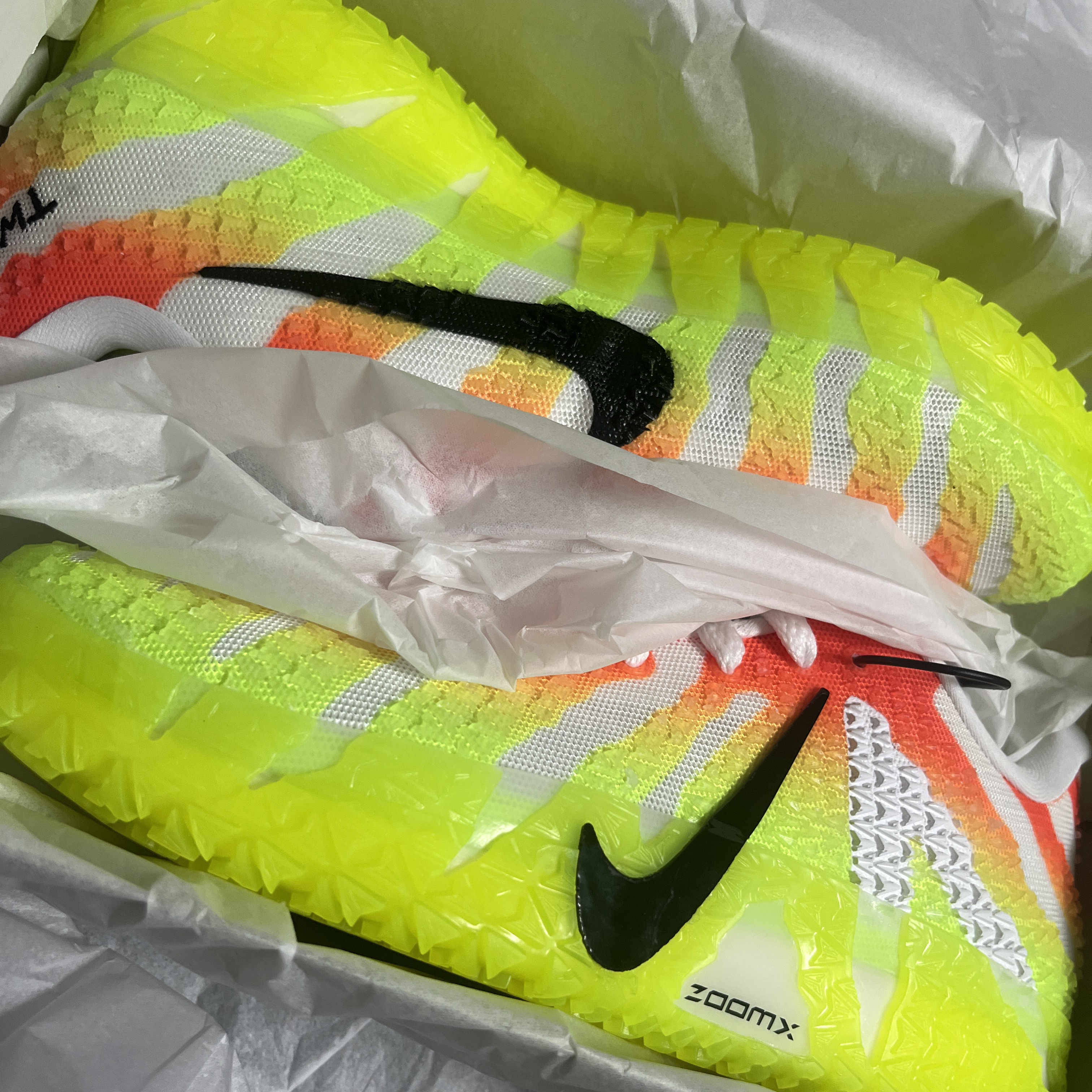 Nike Ja 3 EP White Bright Crimson 착용 스타일