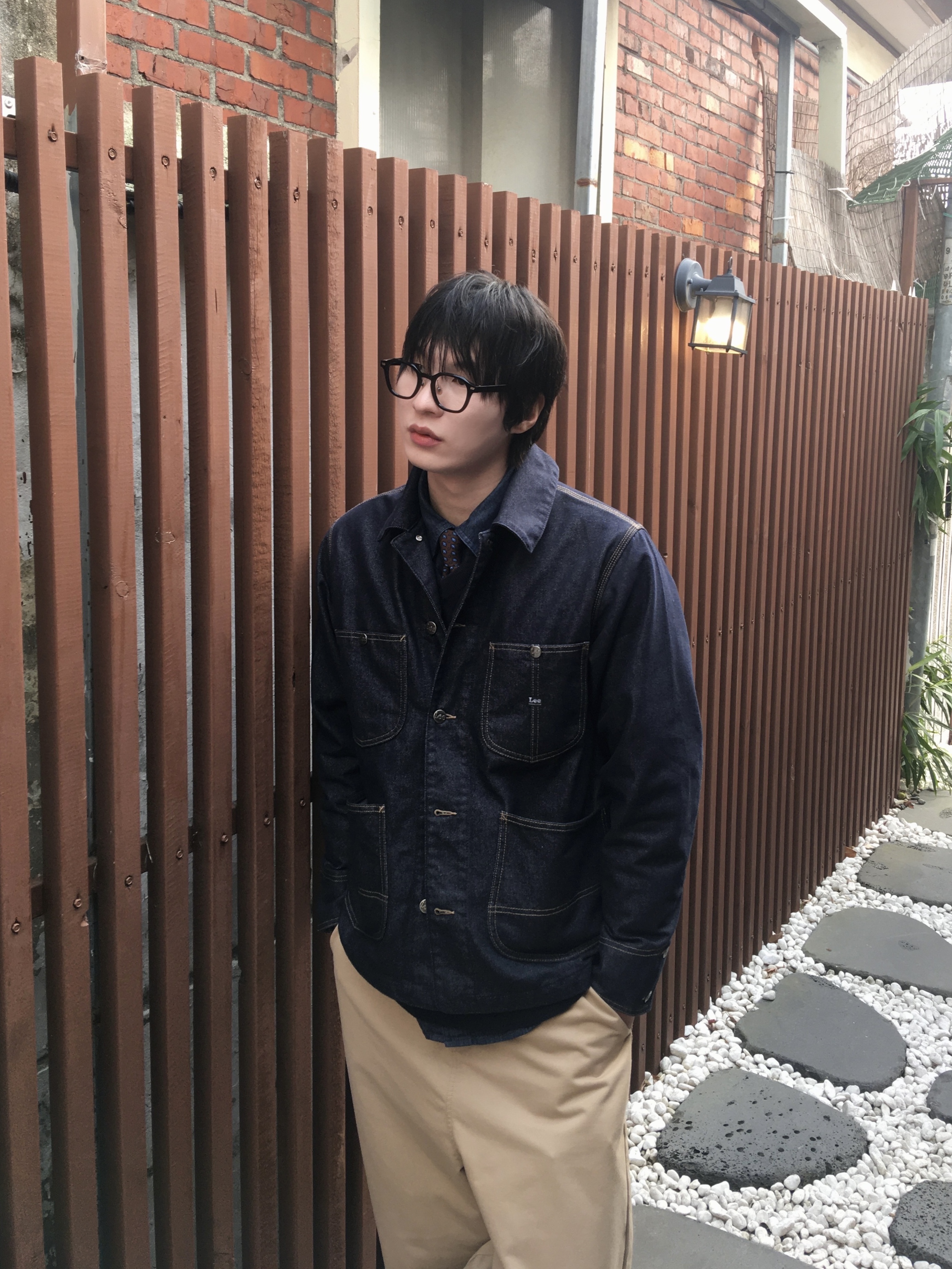 Romantic Move Smoke Hiking Shoes Oil Black 착용 스타일 - 7