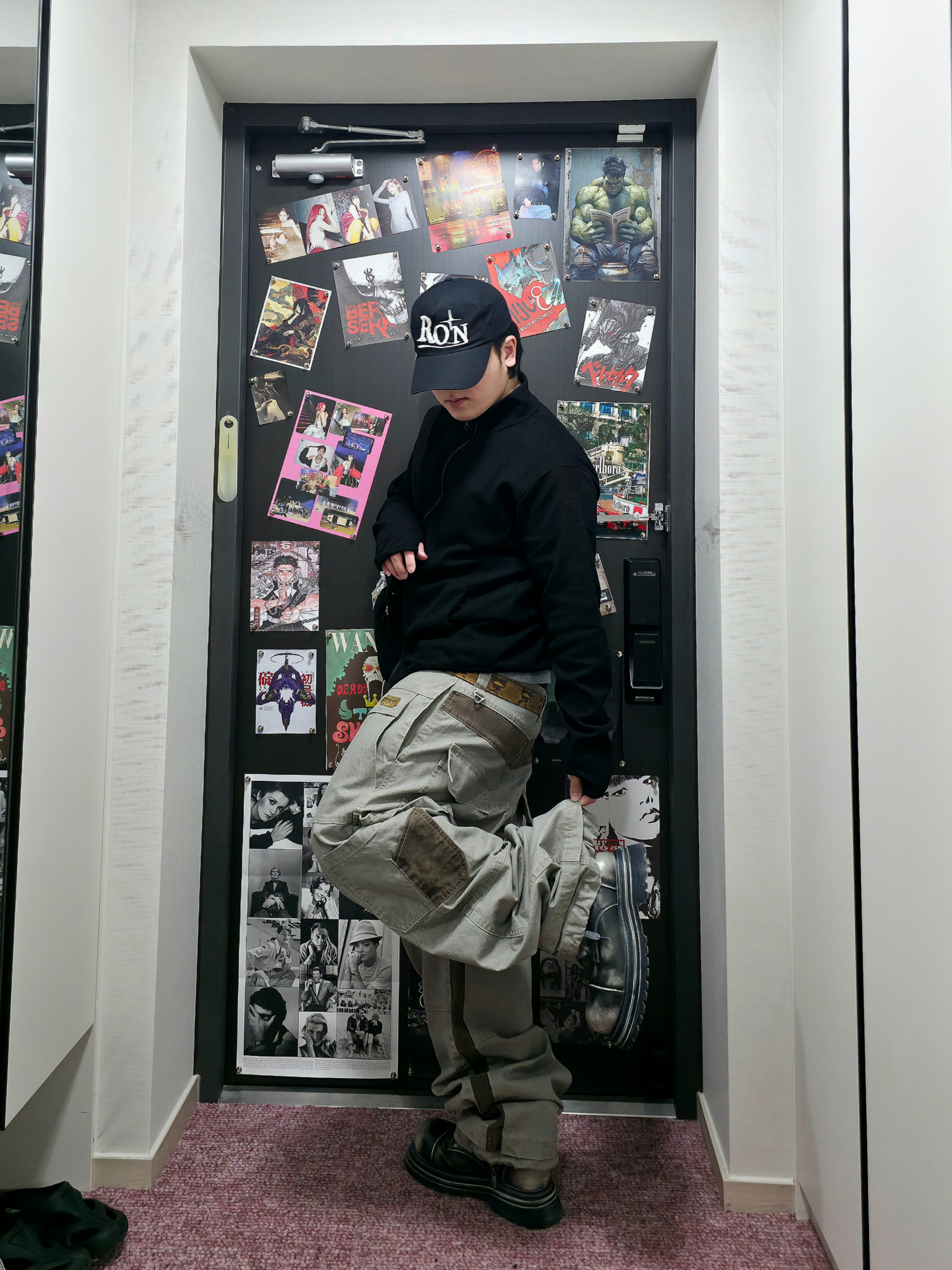 ALEXII Dirty Hoodie Bear Yellow 착용 스타일 - 2