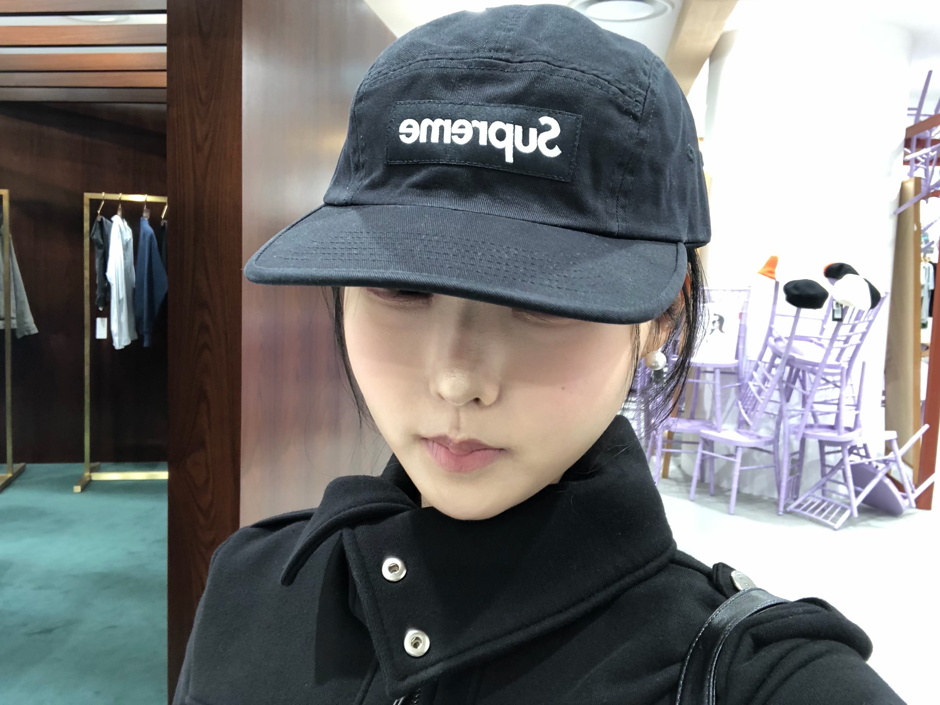 Supreme Washed Chino Twill Camp Cap Black 착용 스타일