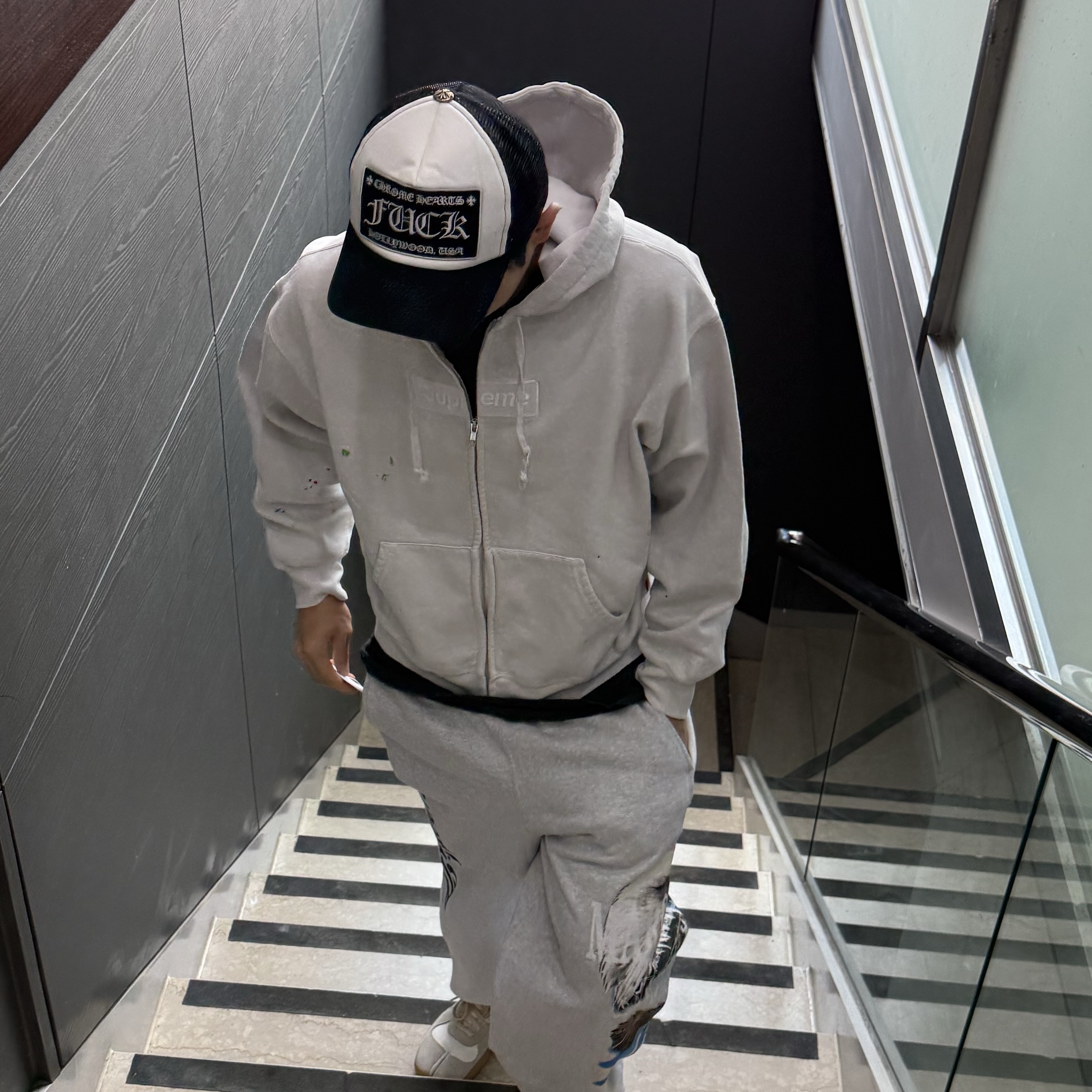 Supreme x MM6 Maison Margiela Box Logo Zip Up Hooded Sweatshirt White - 26SS 착용 스타일 - 5