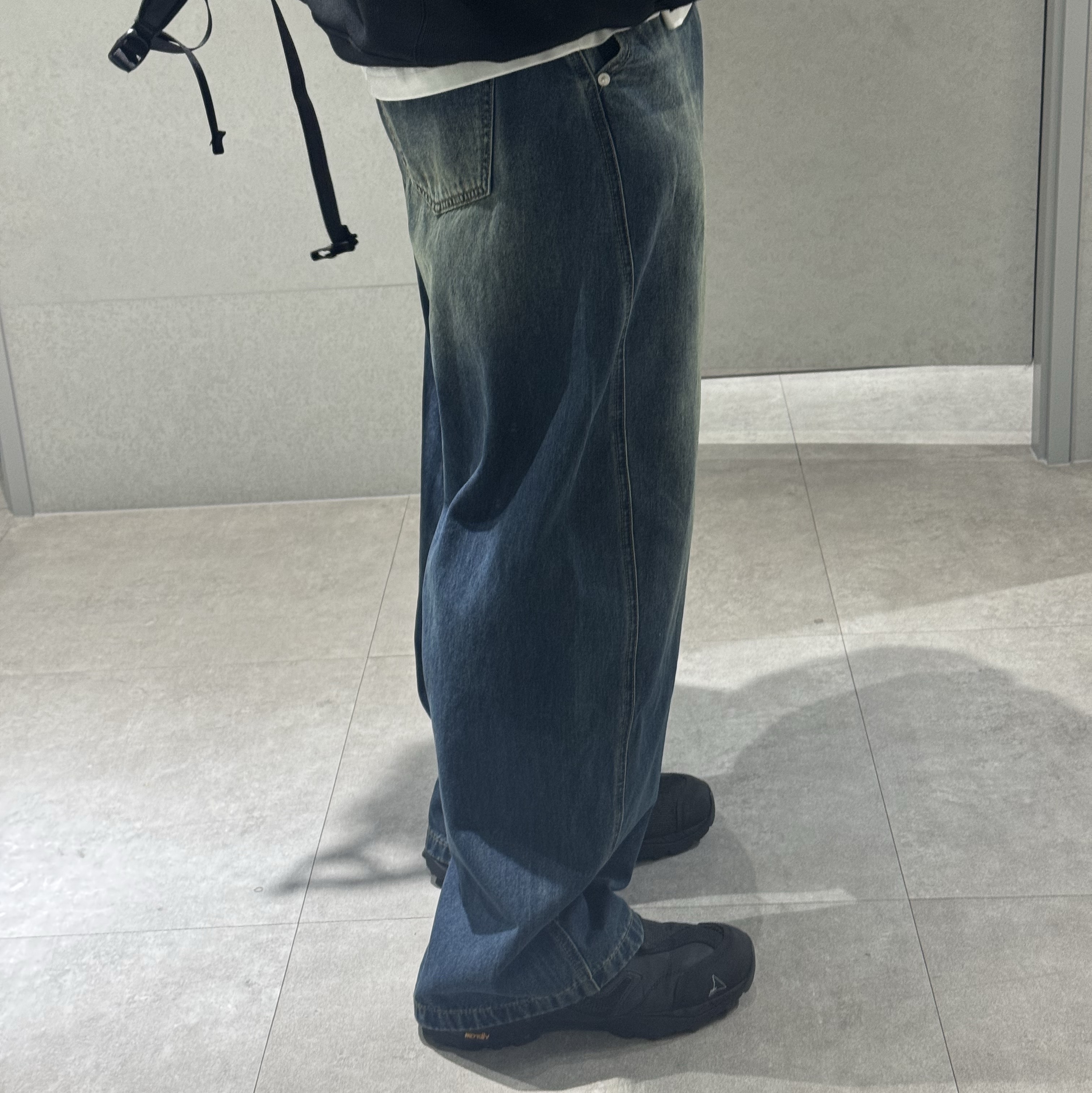 Roa Hiking Minaar Black, Thug Club Armor Hoodie Black 착용 스타일