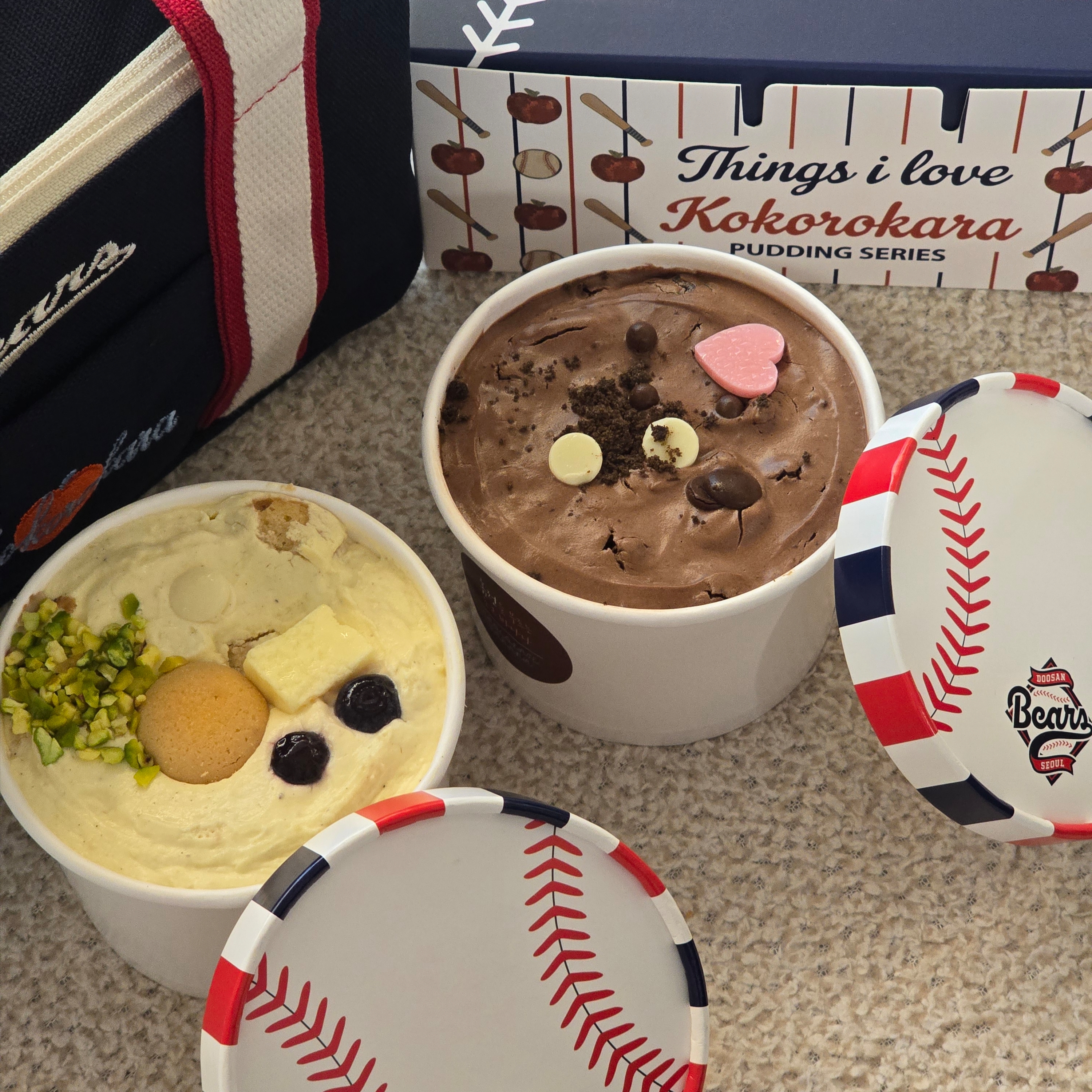 [KREAM 단독] Doosan Bears x Kokorokara Hustle Pudding 2pcs & Kokoro Bear Cooler Bag Set 착용 스타일 - 2