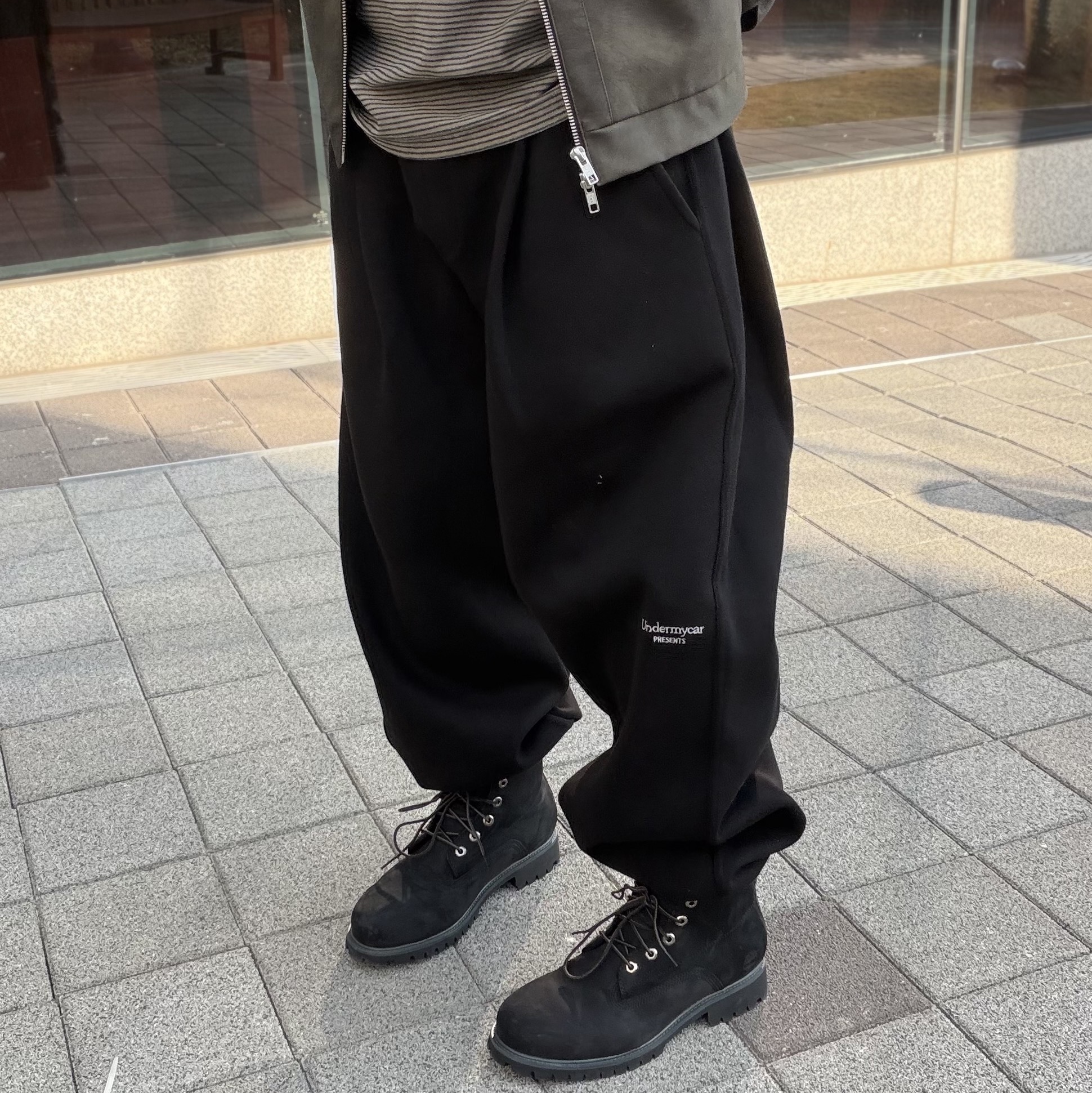Undermycar Mu.03 Anti Fxxking Logo Play Oversized Sweat Jogger Black, Timberland Premium 6 inch Waterproof Boot Black Nubuck - Wide 착용 스타일 - 7