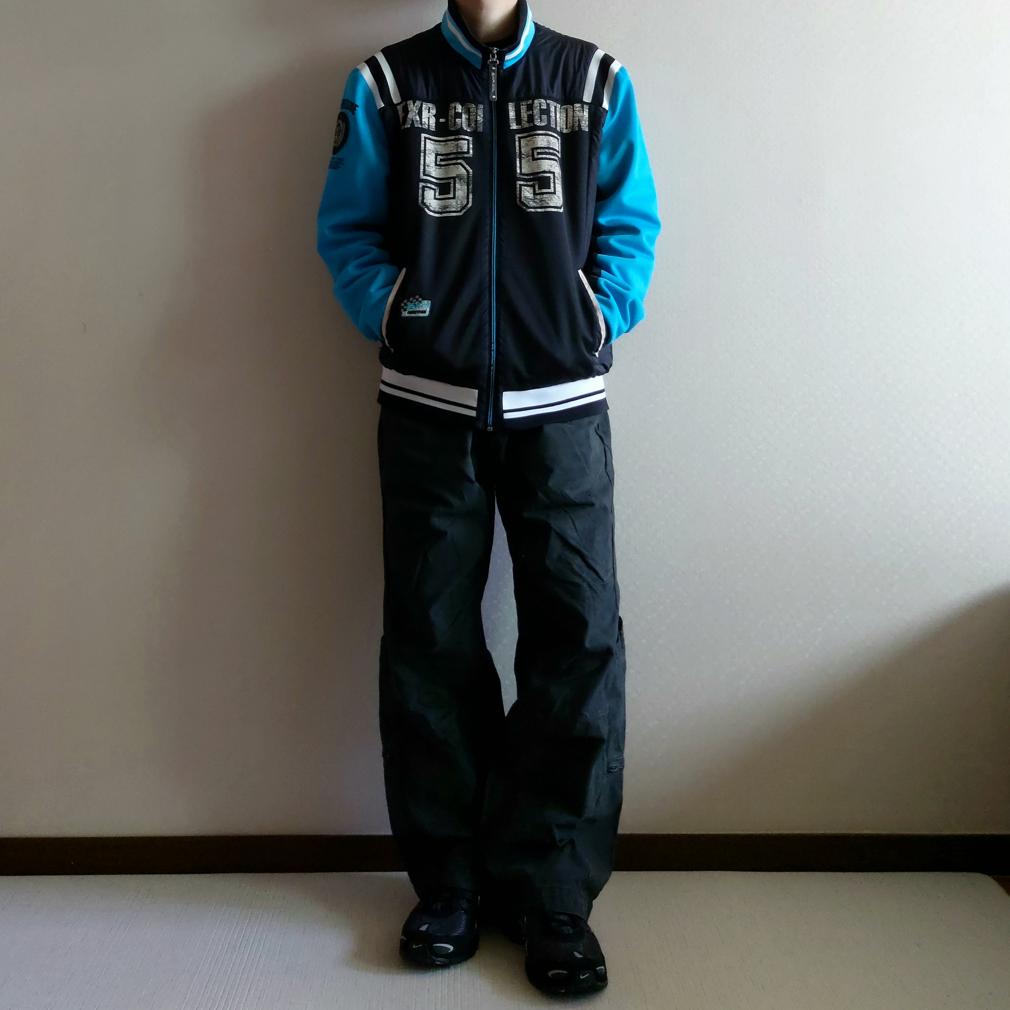Salomon X-Alp LTR Pewter Vintage Khaki, Millo Archive Rusty Waffle Henley Neck Long Sleeve Black 착용 스타일 - 3