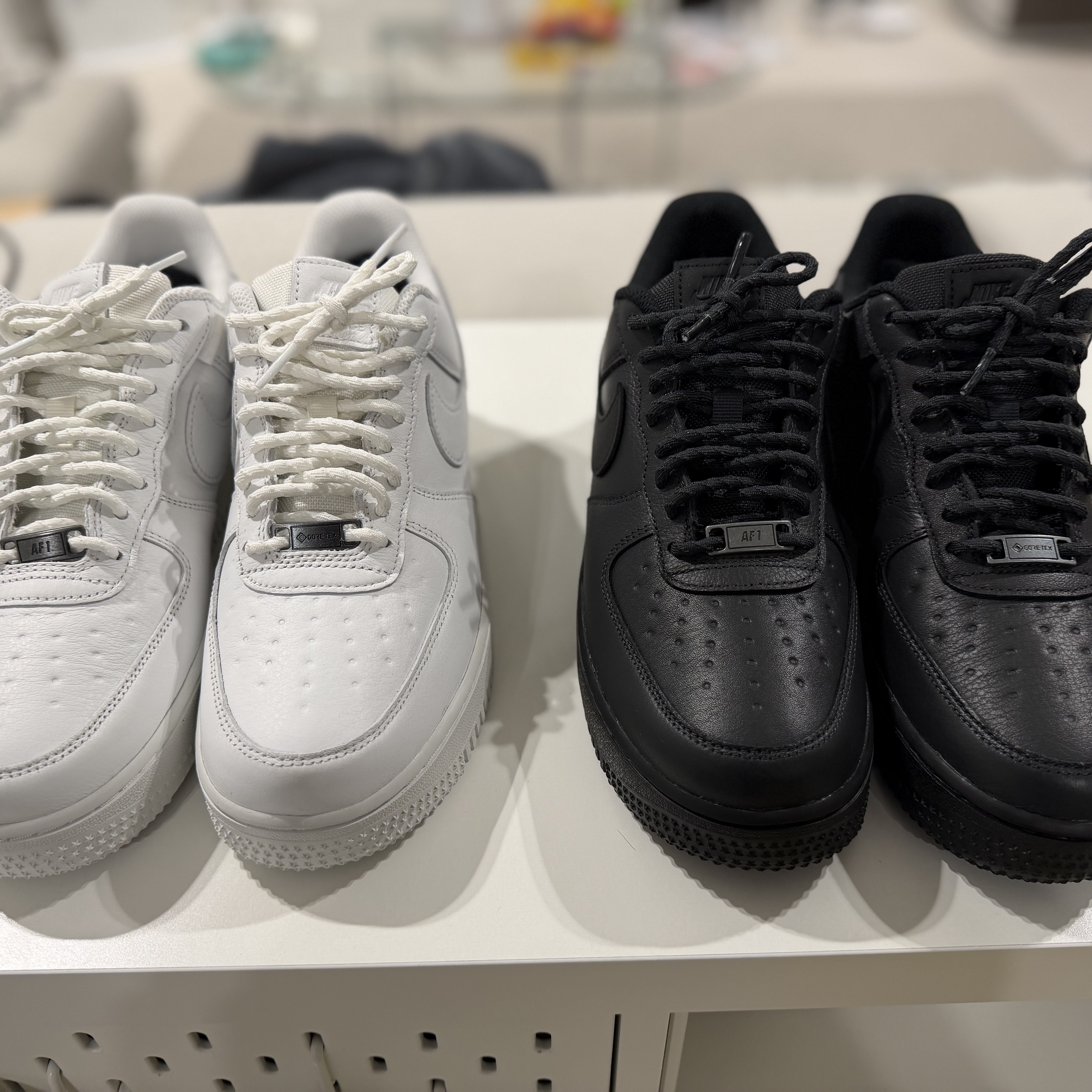 Nike Air Force 1 Low Gore-Tex Vibram Summit White 착용 스타일 - 3