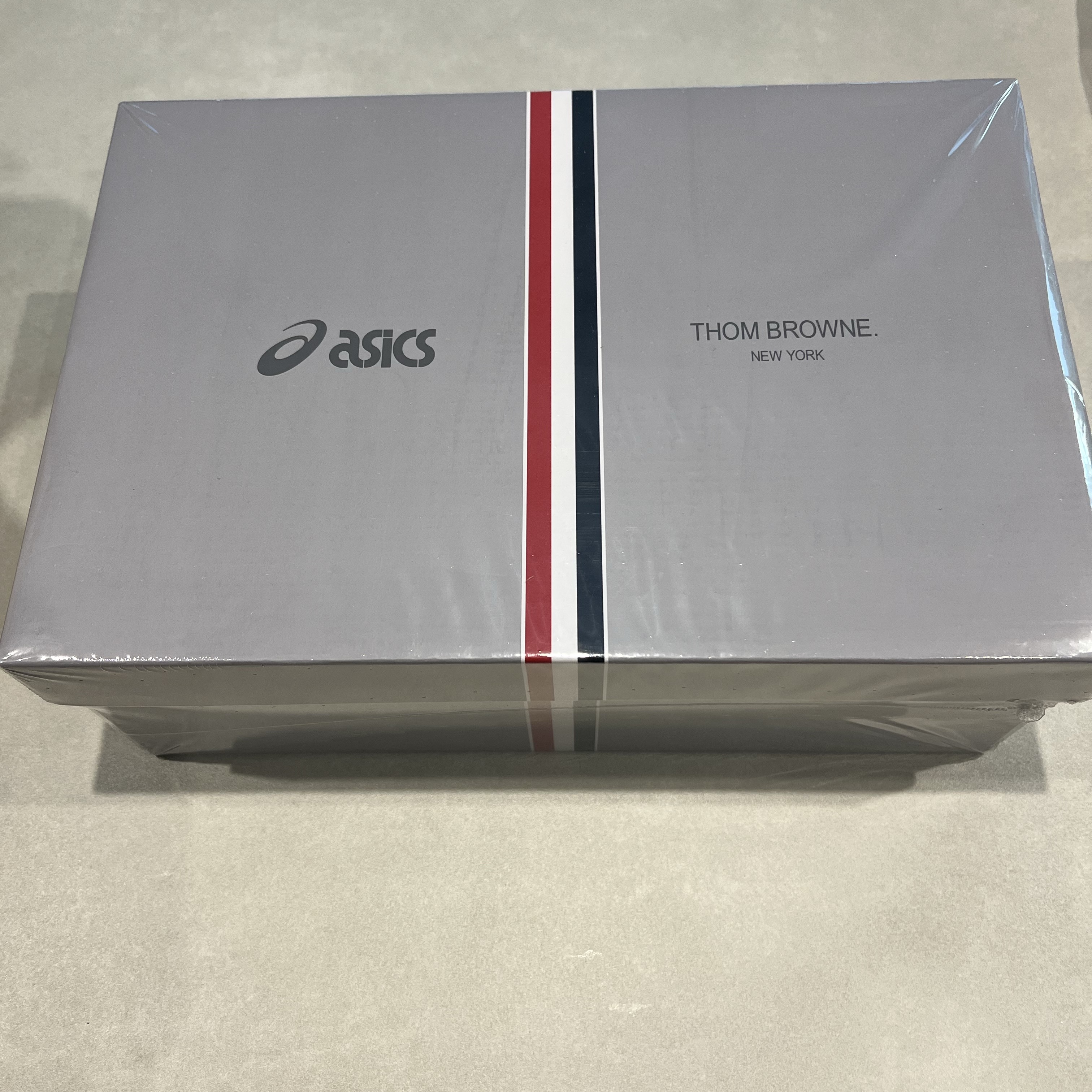 Asics x Thom Browne Gel-Kayano 14 Black 착용 스타일 - 1