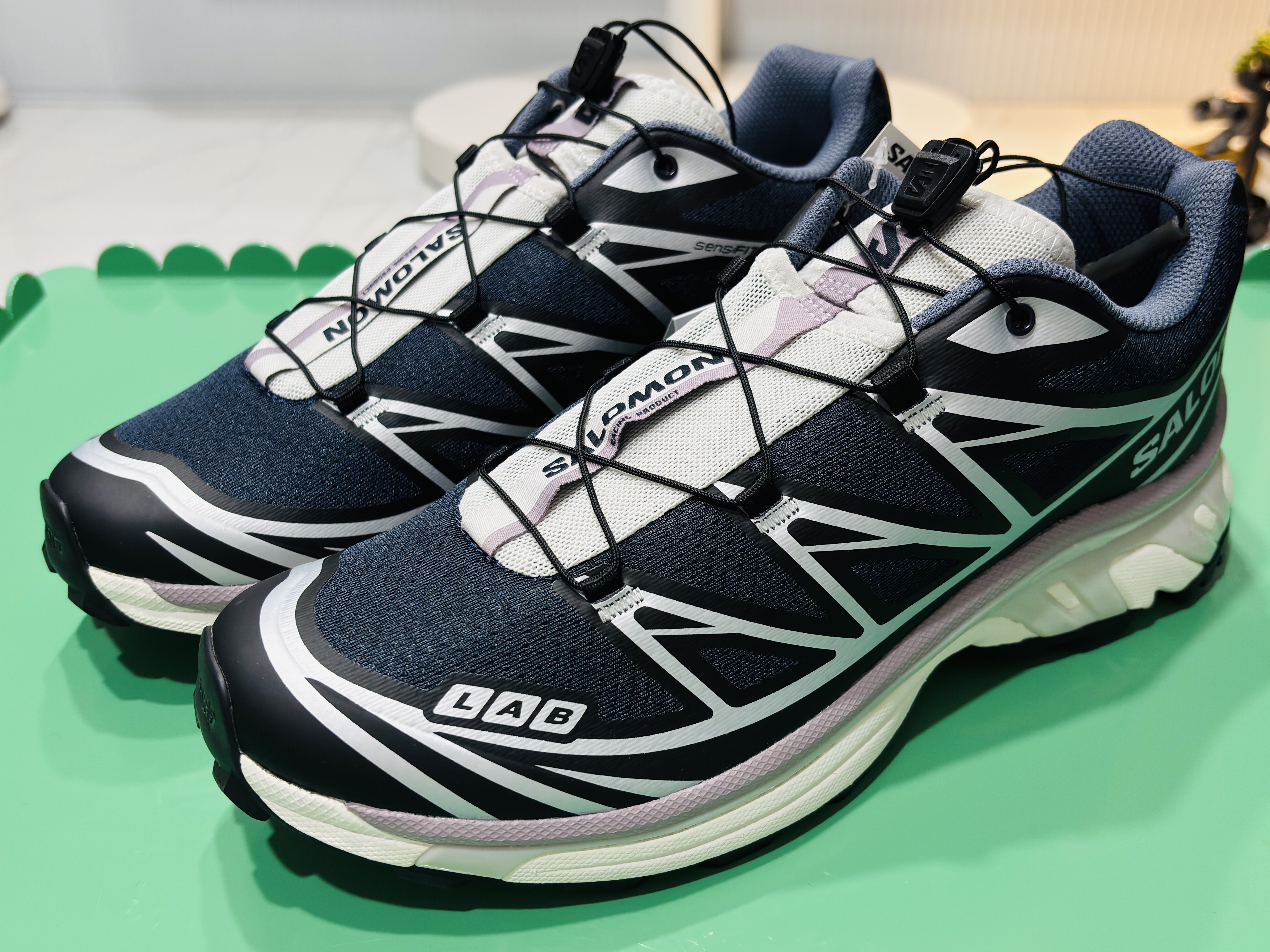 Salomon XT-6 Concrete Jungle 착용 스타일 - 1