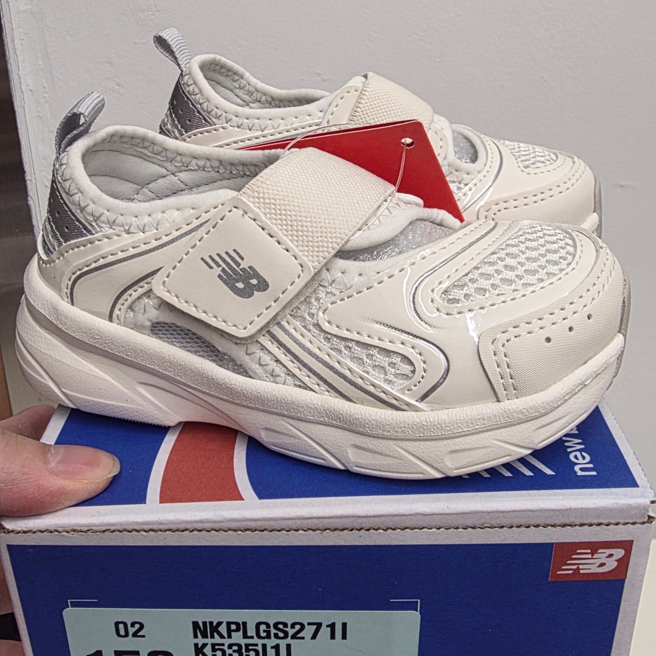 (TD) New Balance Freedle X Sandal Cloud Ivory, (Kids) New Balance Freedle X Sandal Cloud Ivory 착용 스타일