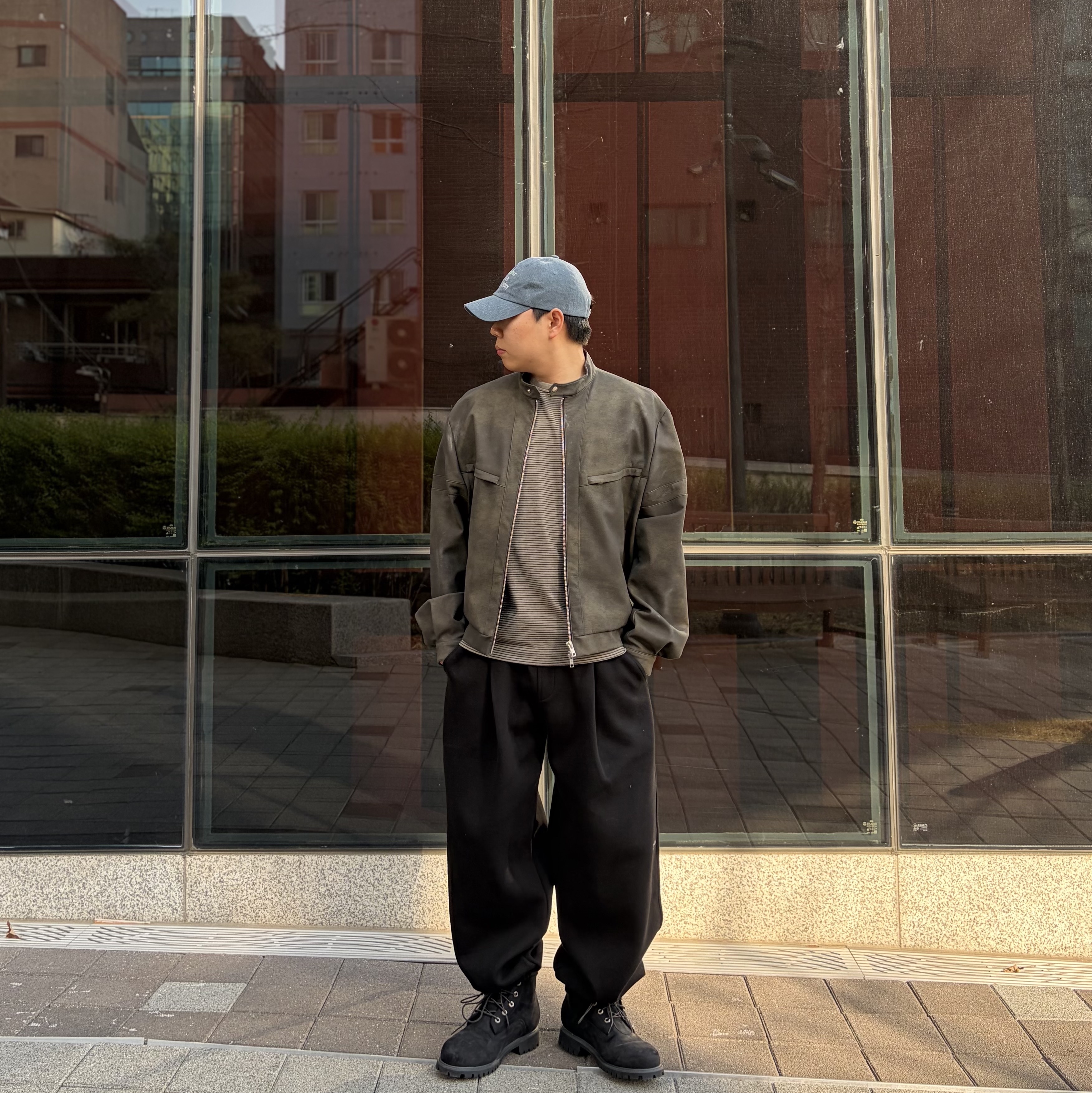 Undermycar Mu.03 Anti Fxxking Logo Play Oversized Sweat Jogger Black, Timberland Premium 6 inch Waterproof Boot Black Nubuck - Wide 착용 스타일 - 4