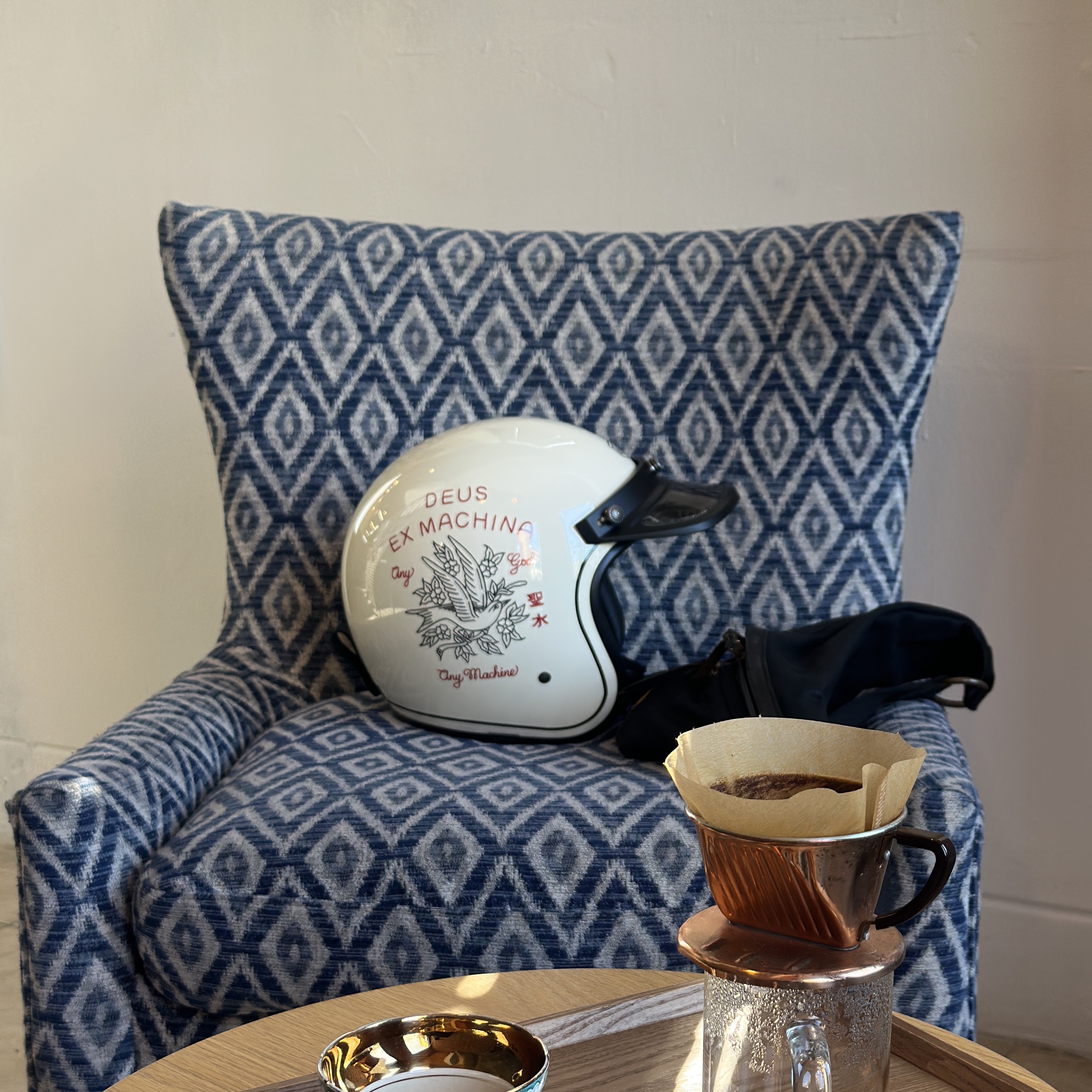[6% 적립] Deus Ex Machina RMC Helmet Ivory 착용 스타일