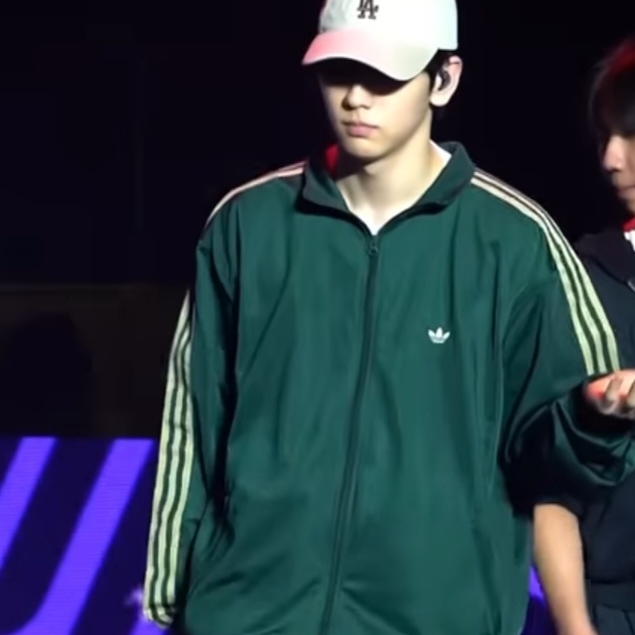 Adidas Originals Beckenbauer Track Jacket Shadow Green - KR Sizing 착용 스타일