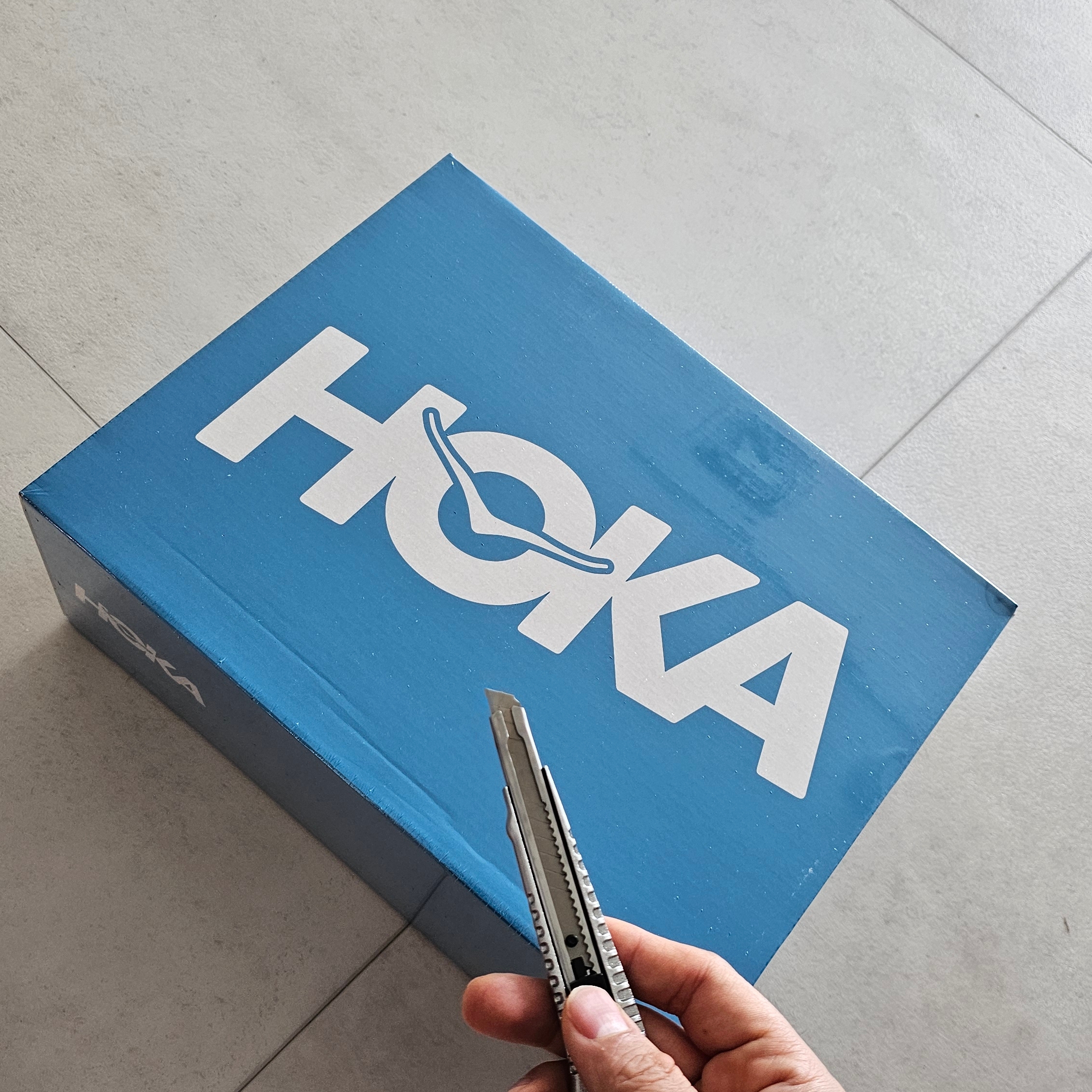 Hoka Clifton 9 GTX Black 착용 스타일