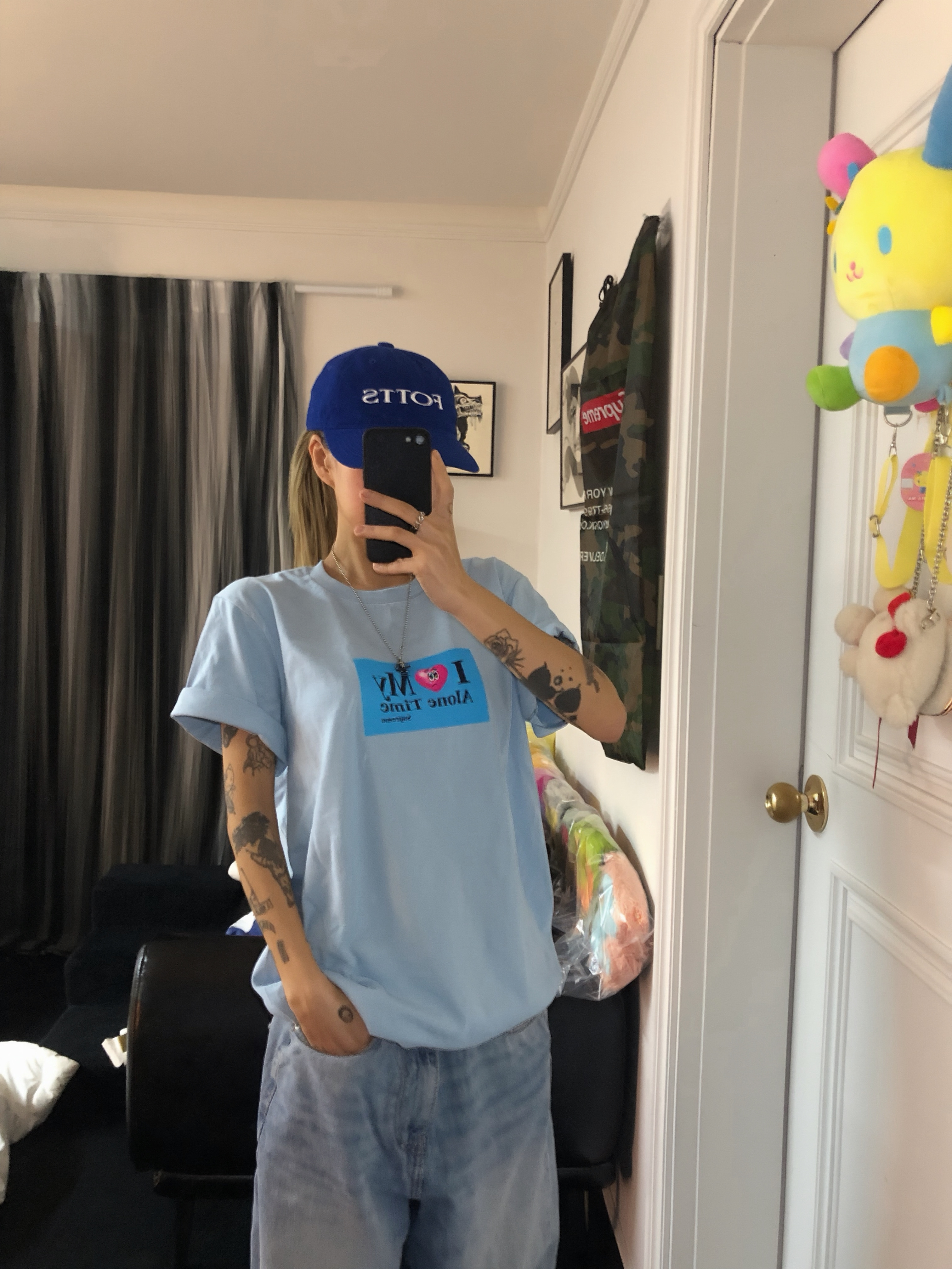 Supreme Alone Time T-Shirt Powder Blue - 26SS 착용 스타일 - 1