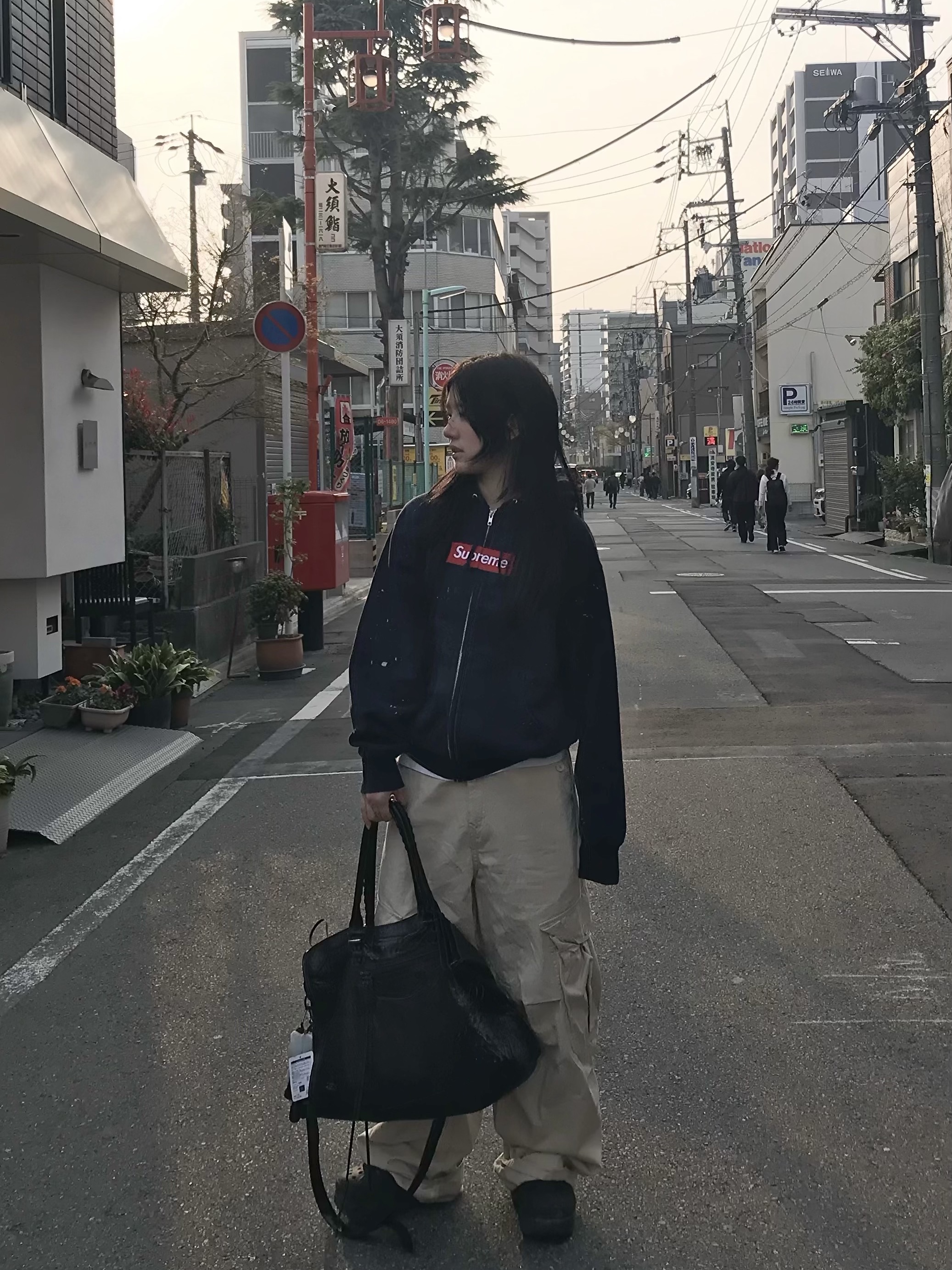 Supreme x MM6 Maison Margiela Box Logo Zip Up Hooded Sweatshirt Navy - 26SS 착용 스타일 - 1