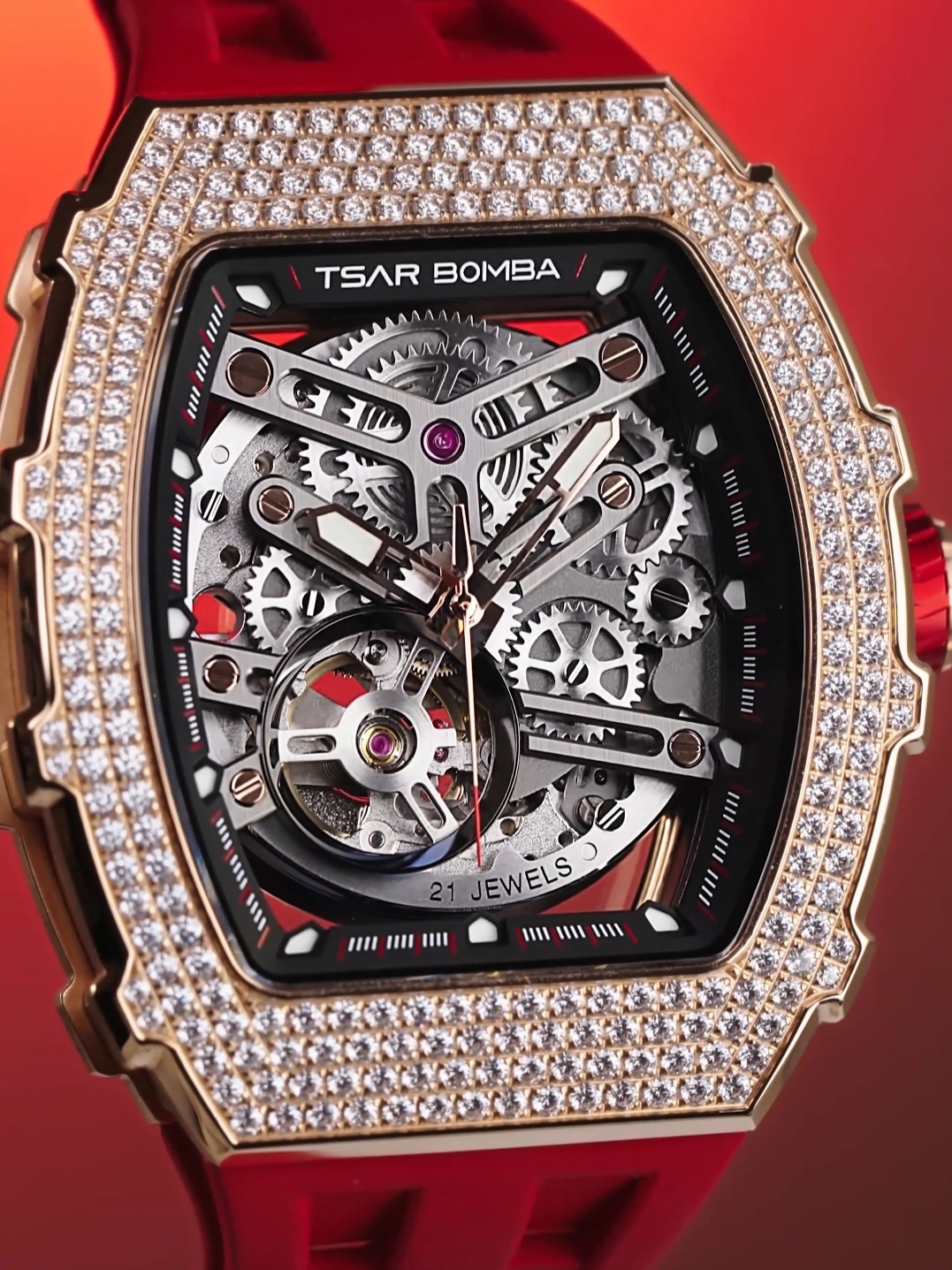 Tsar Bomba Elemental Zirconia -Cubic Automatic TB8208D-12 Red 2 착용 스타일 - 2
