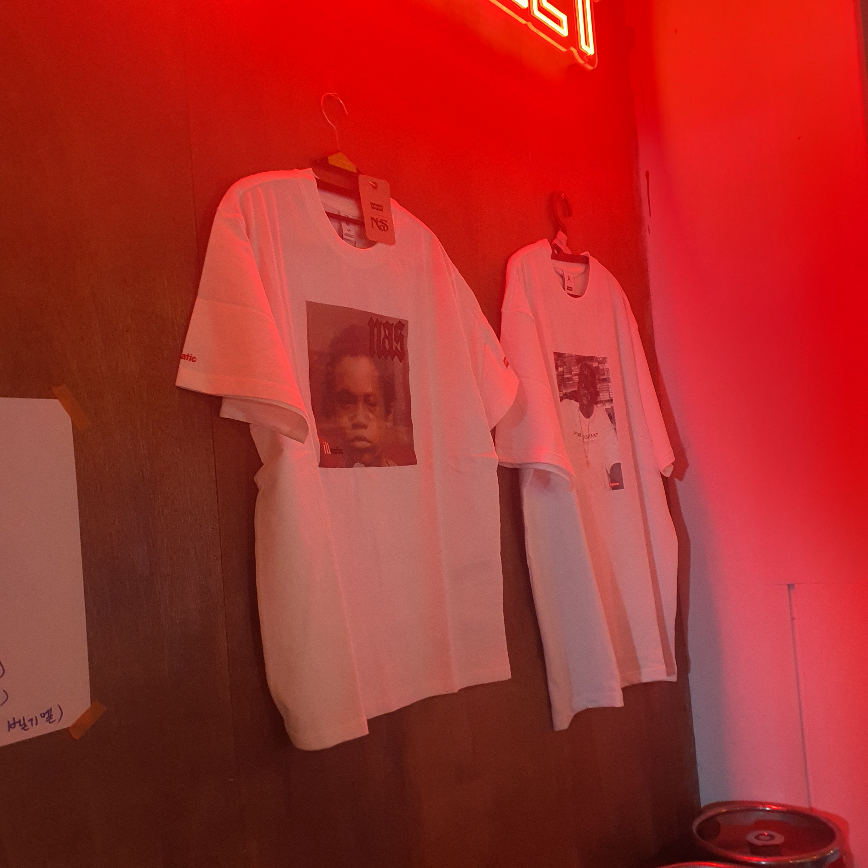 Levi's x Nas Band T-Shirt White 착용 스타일