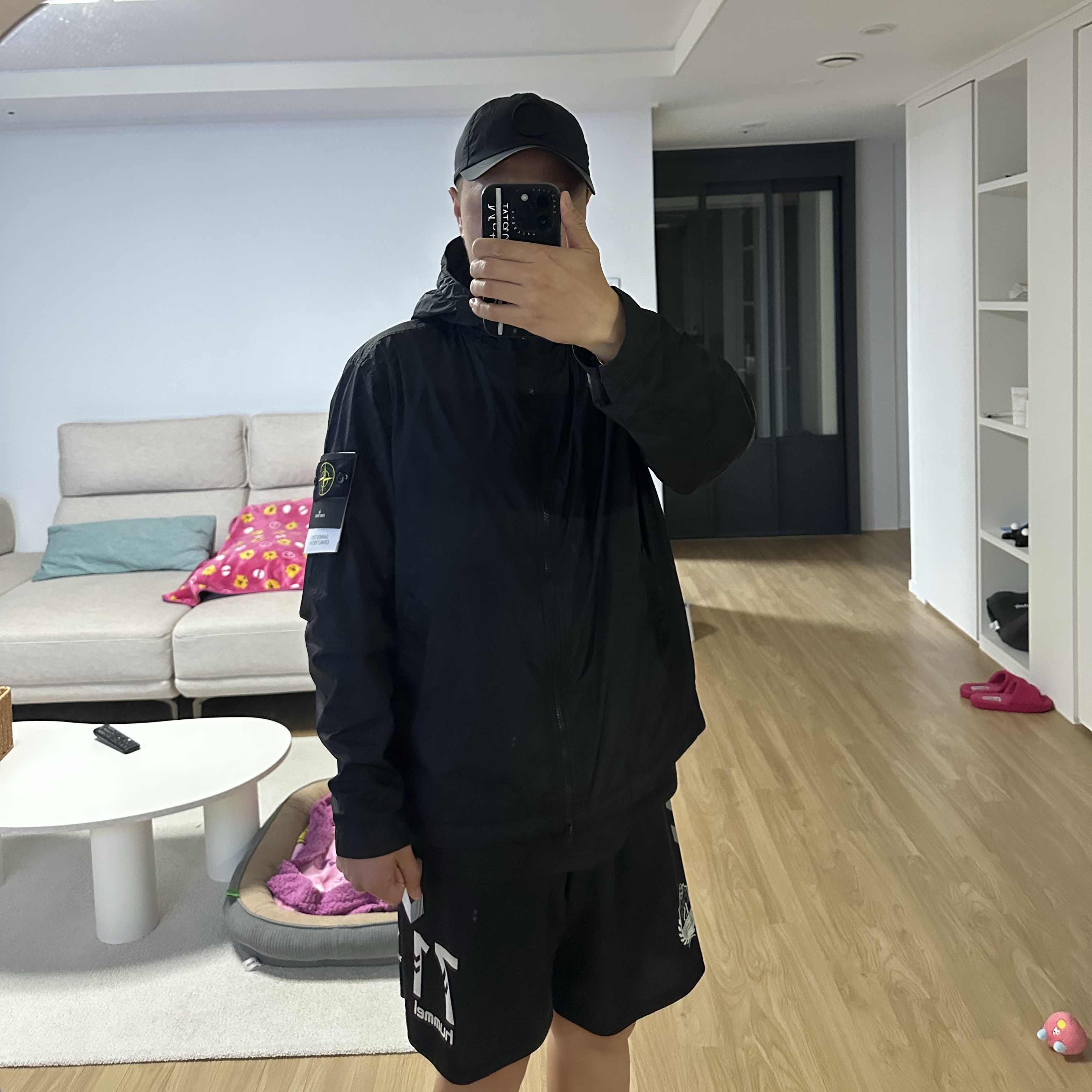 Stone Island 4100001 Crinkle Reps NY Hooded Jacket with Wind Resistance and Anti-Drop Black - 26SS 착용 스타일