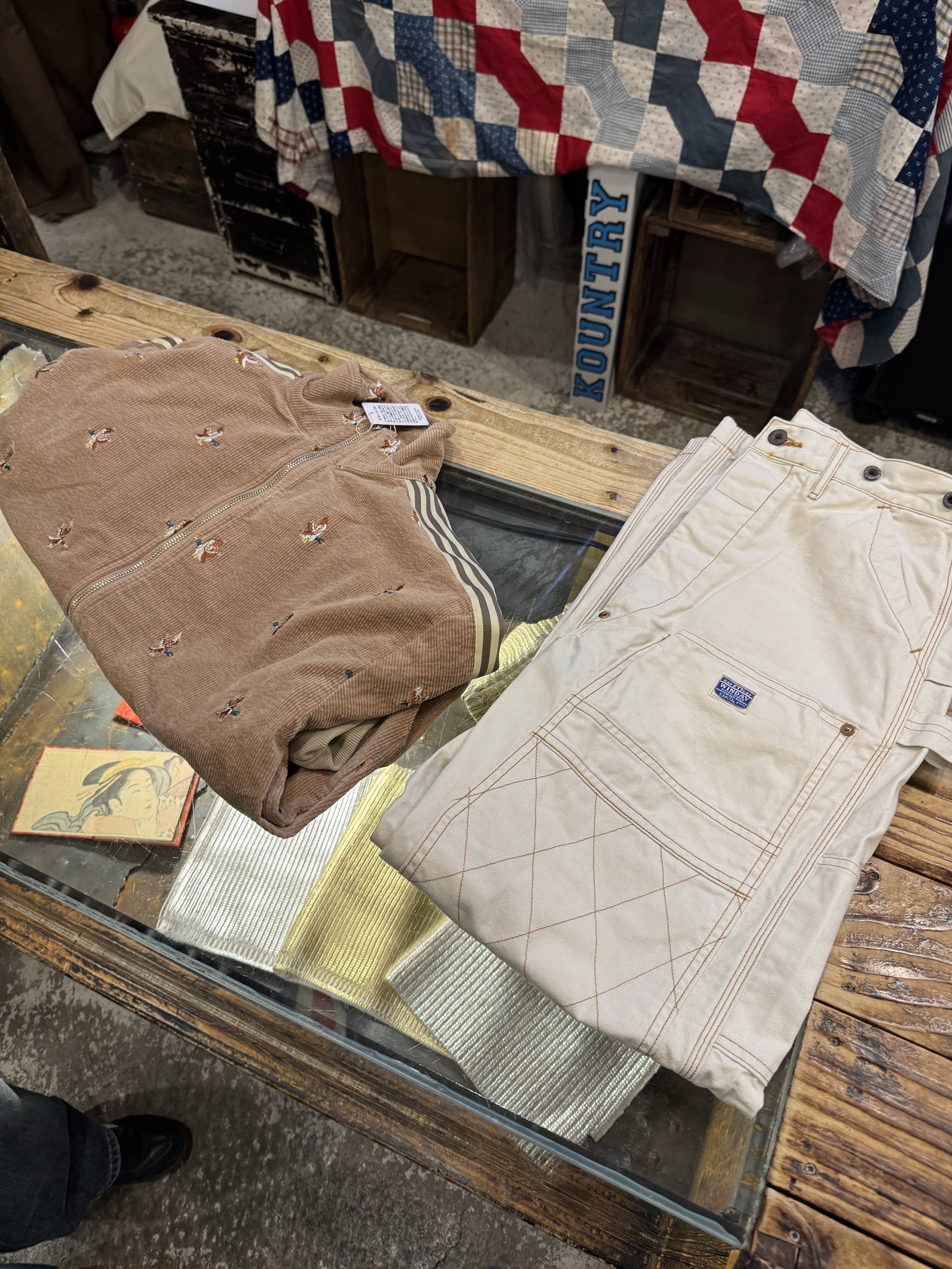 Kapital 11W Stretch Corduroy Duck Embroidery Track Jacket Banner Stripe God Beige 착용 스타일 - 2