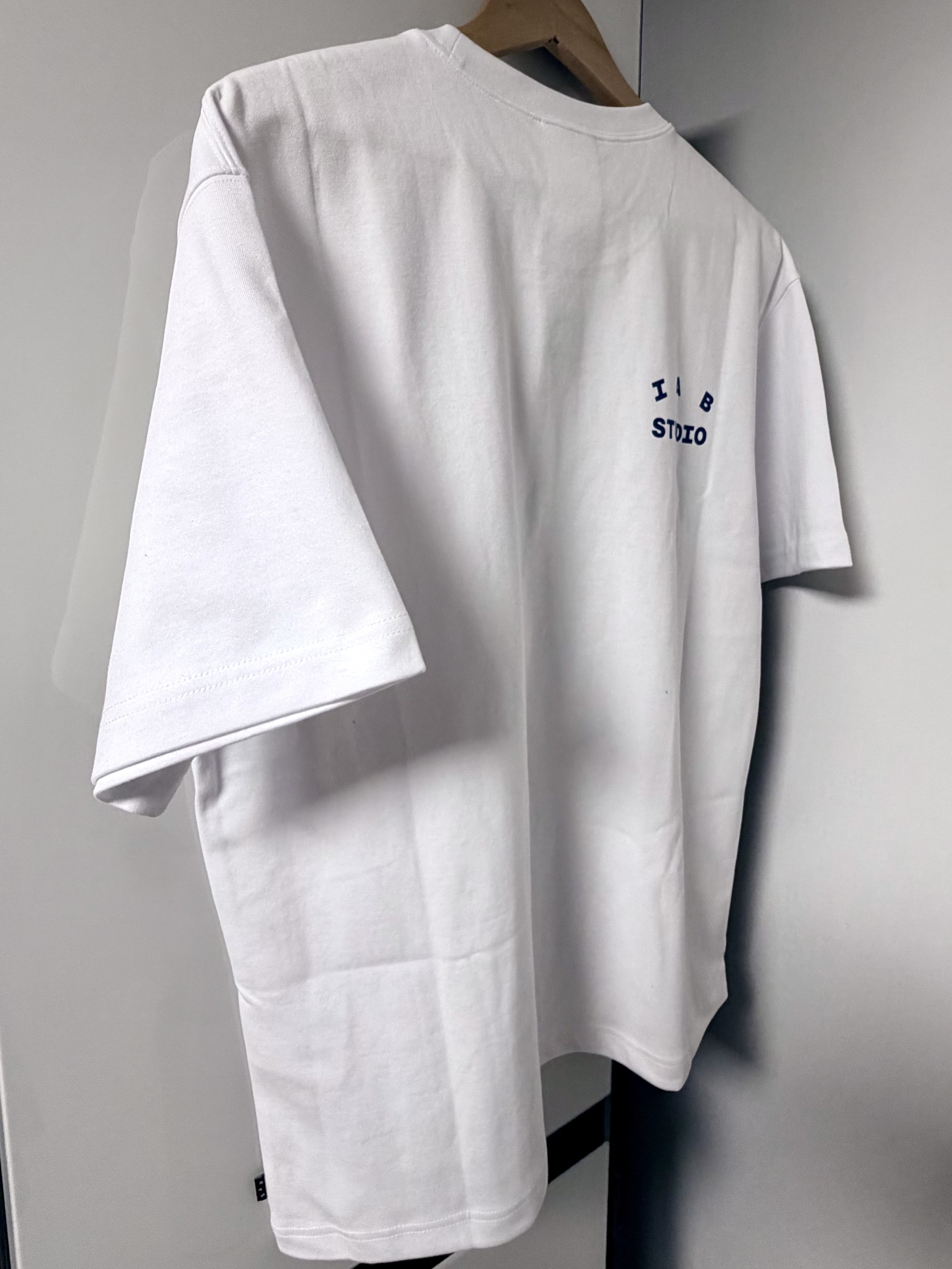 IAB Studio Joke T-Shirt White Navy - Dosan Store Exclusive 착용 스타일 - 2