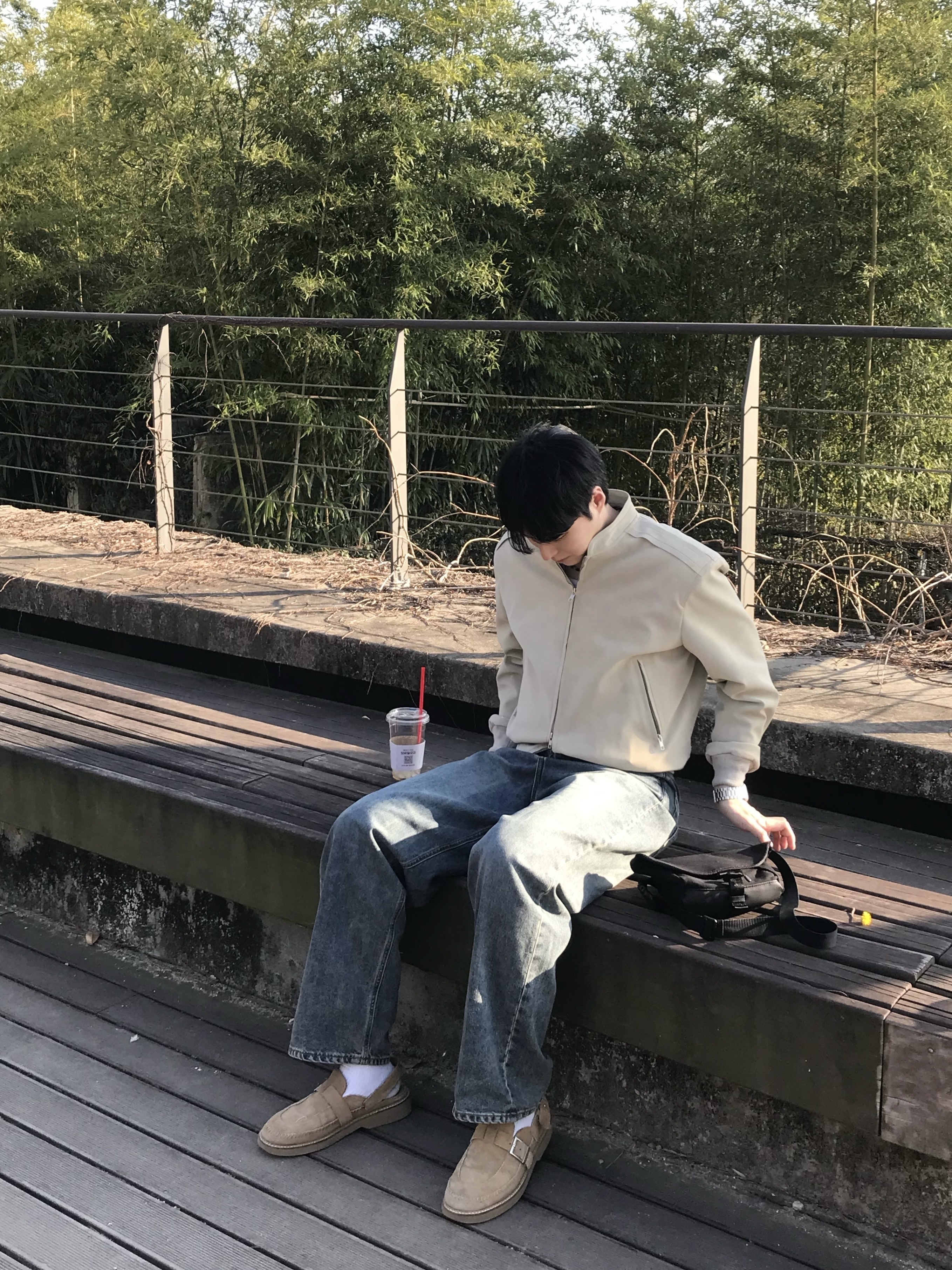 Haleine Velour Stand Collar Blouson Beige (XJ124) 착용 스타일 - 3