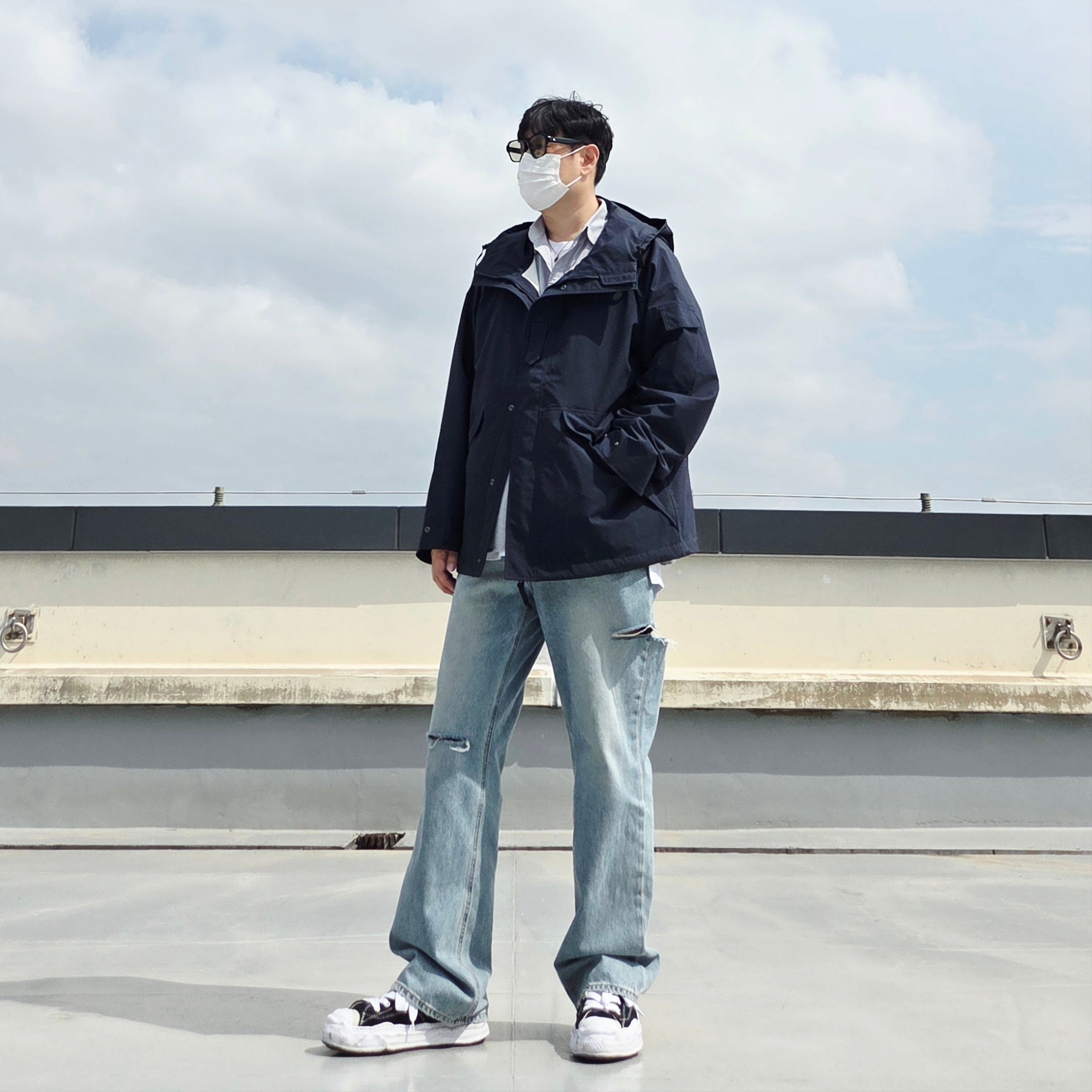 Nanamica 2L Nylon Gore-Tex Cruiser Jacket Navy, Maison Mihara Yasuhiro Hank OG Sole Canvas Low-top Sneakers Black 착용 스타일 - 5