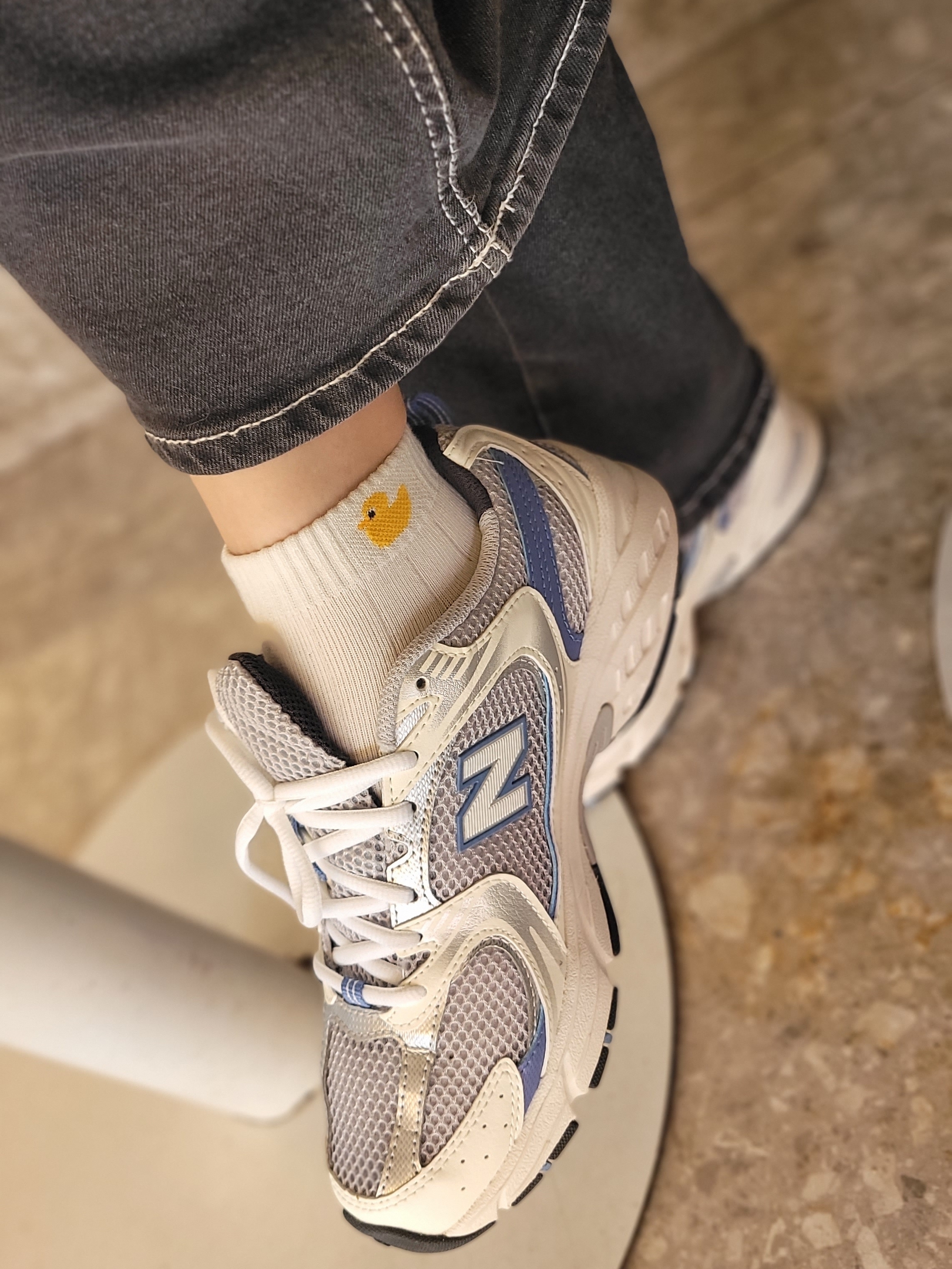 New Balance 530 Steel Blue 착용 스타일