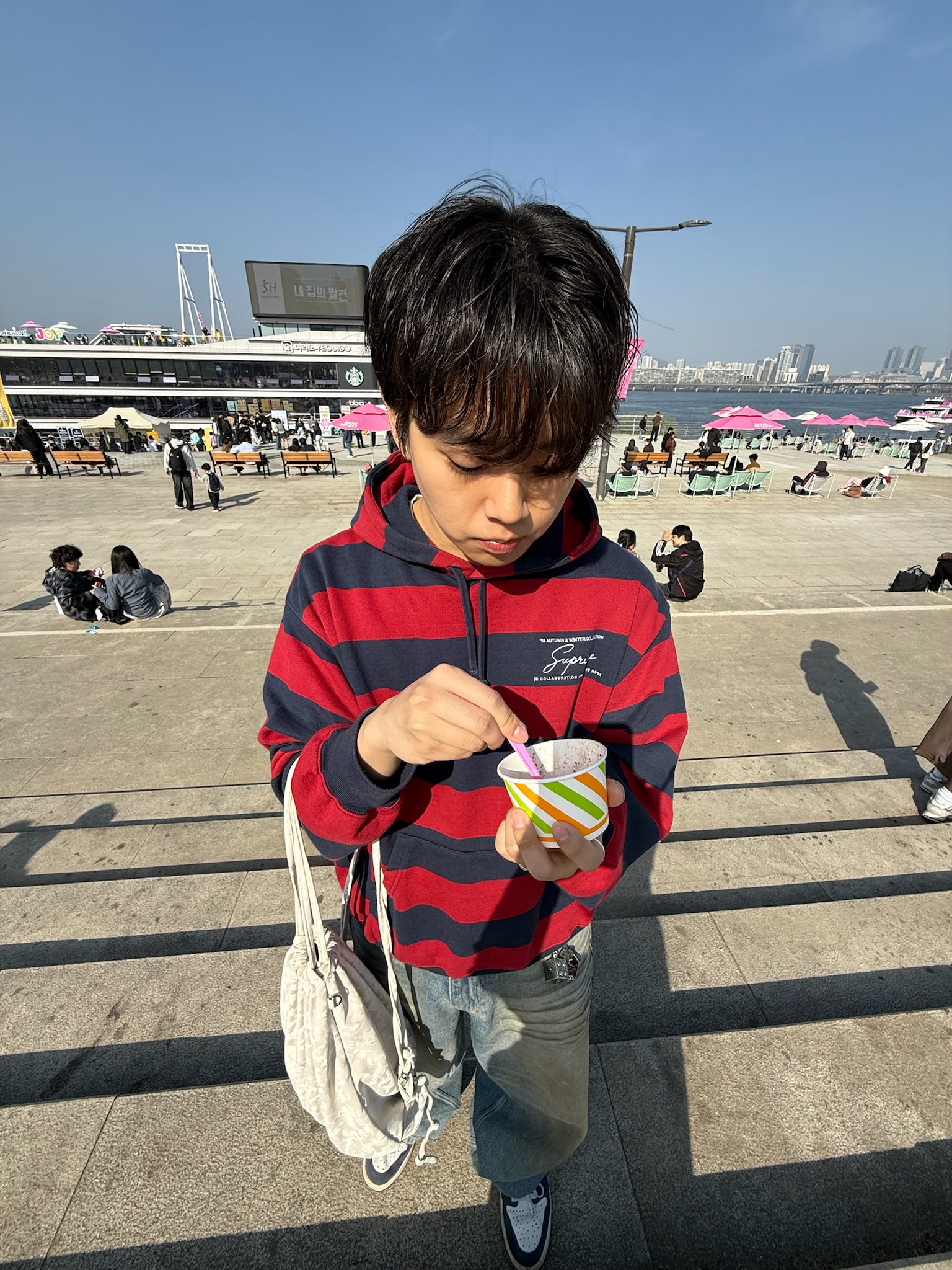 Supreme x Martine Rose Hooded Sweatshirt Stripe - 24FW, New Era MLB New York Yankees Pillbox Series Ball Cap Navy 착용 스타일 - 2