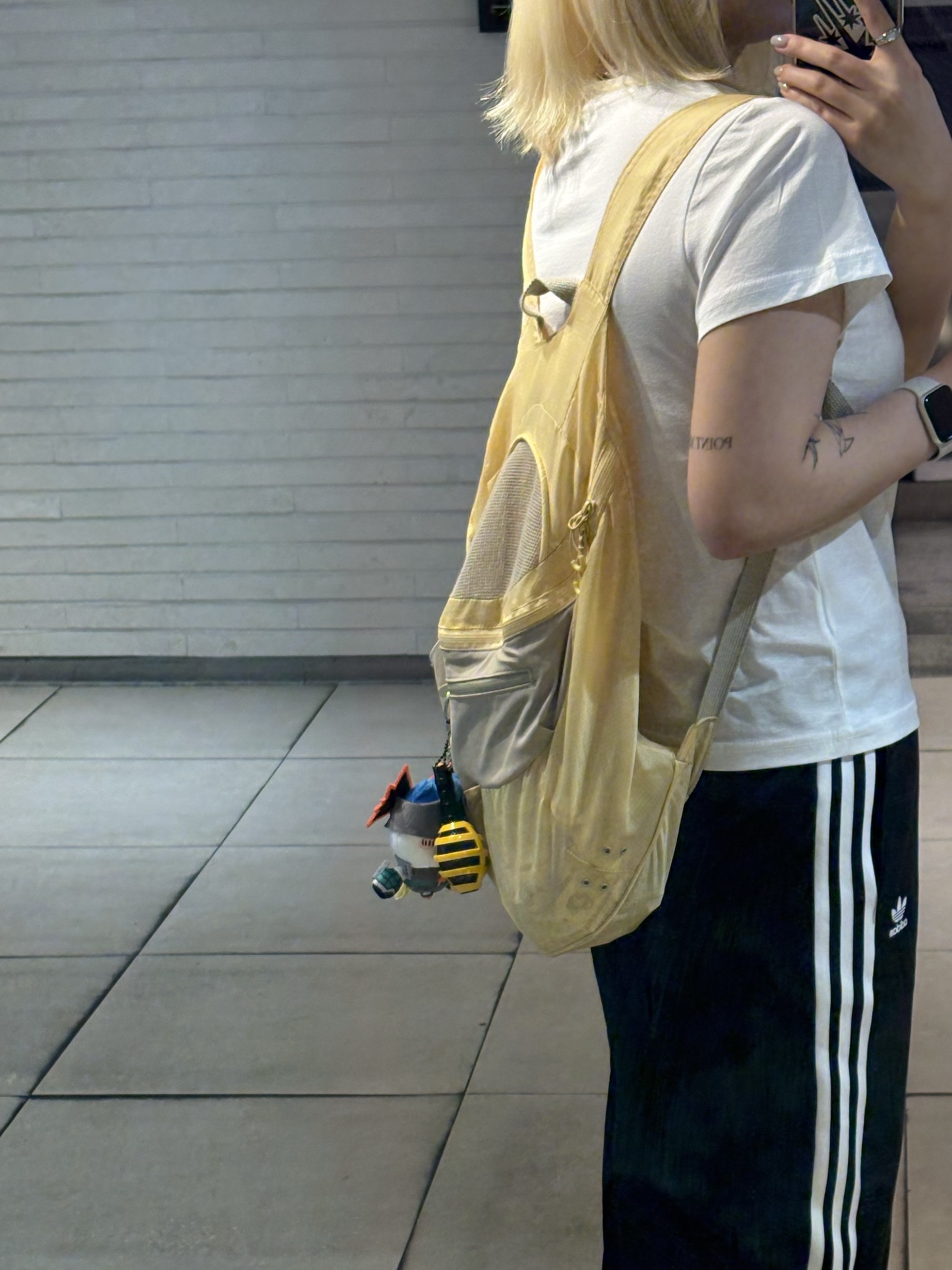 Mischief Lightweight Zip Around Backpack Yellow, (W) Adidas Adicolor Classic 3S Skirt Black - KR Sizing 착용 스타일