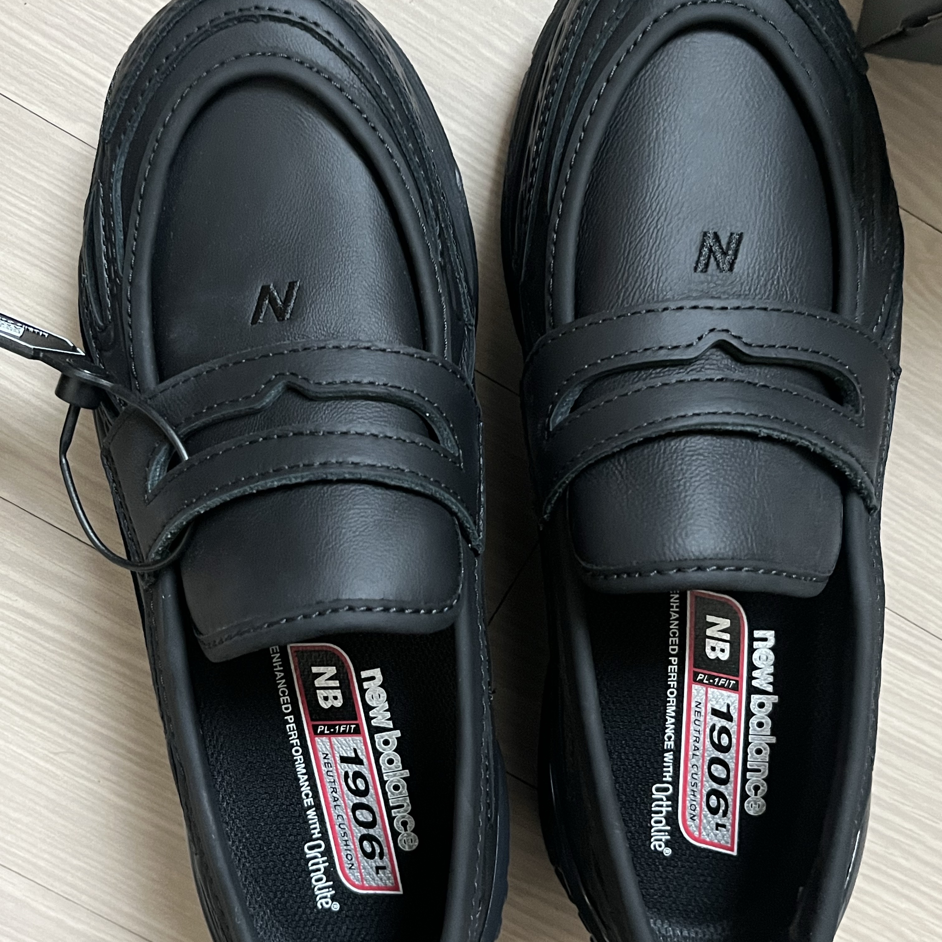 New Balance 1906L Black 착용 스타일 - 3