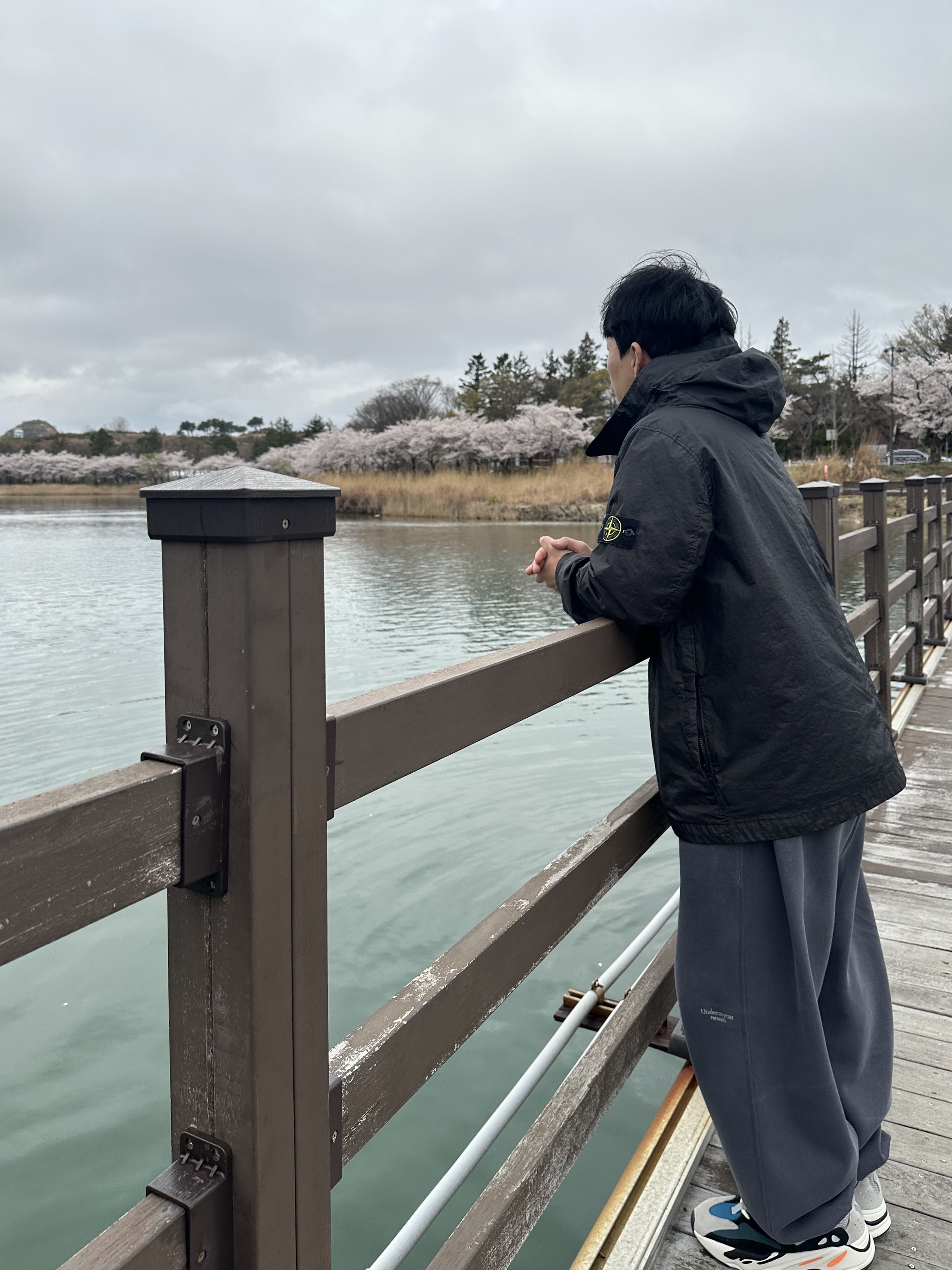 Undermycar Mu.03 Anti Fxxking Logo Play Oversized Sweat Jogger Pigment Gray, Stone Island 40223 Membrana 3L TC Garment Dyed Hooded Jacket Black - 22SS 착용 스타일