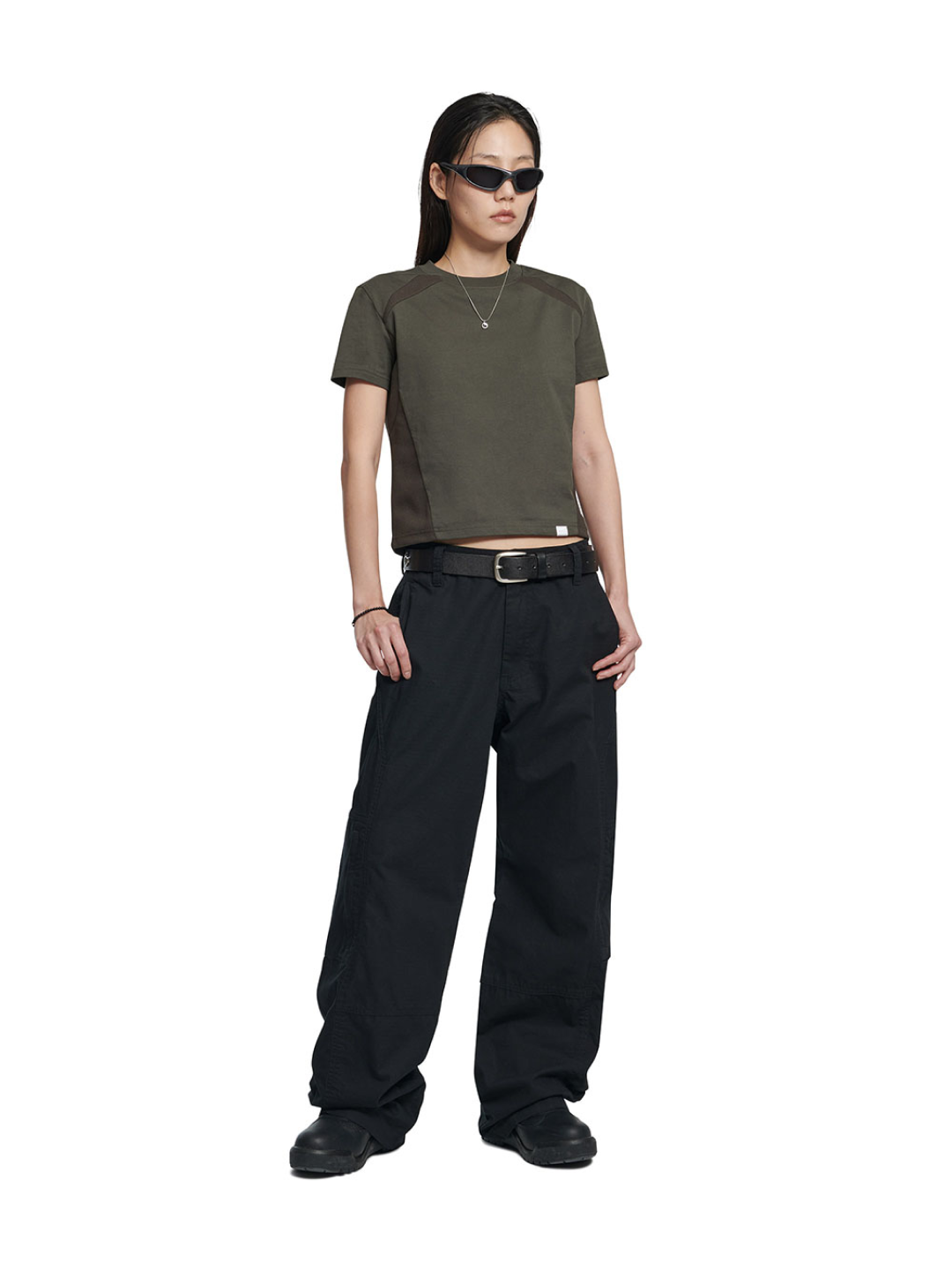 NOMANUAL W.B T-shirt Charcoal, (W) NOMANUAL Two Face Logo T-shirt Black 착용 스타일 - 2