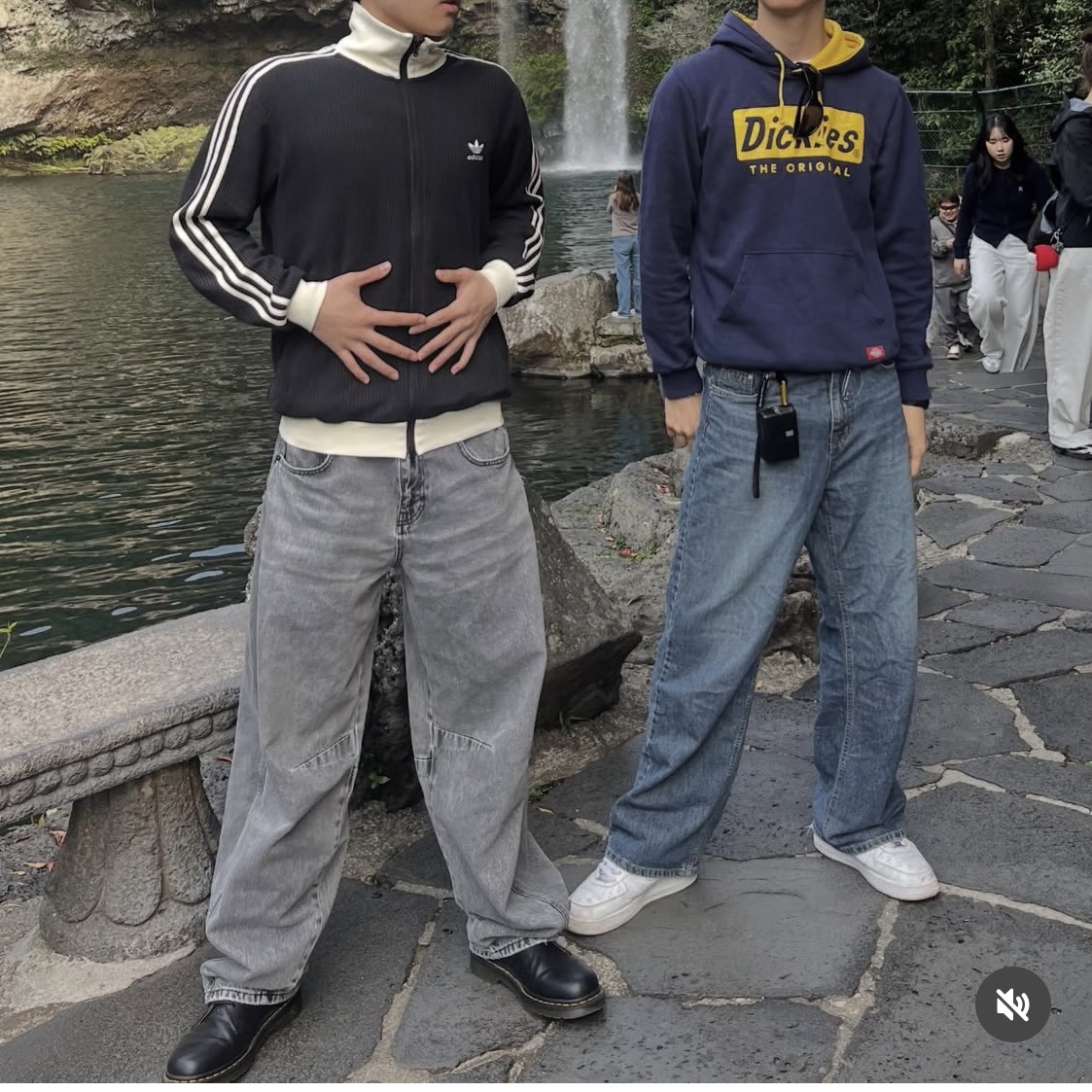 Dr. Martens 1461 Smooth Black, Adidas Waffle Beckenbauer Track Top Black - KR Sizing 착용 스타일 - 1