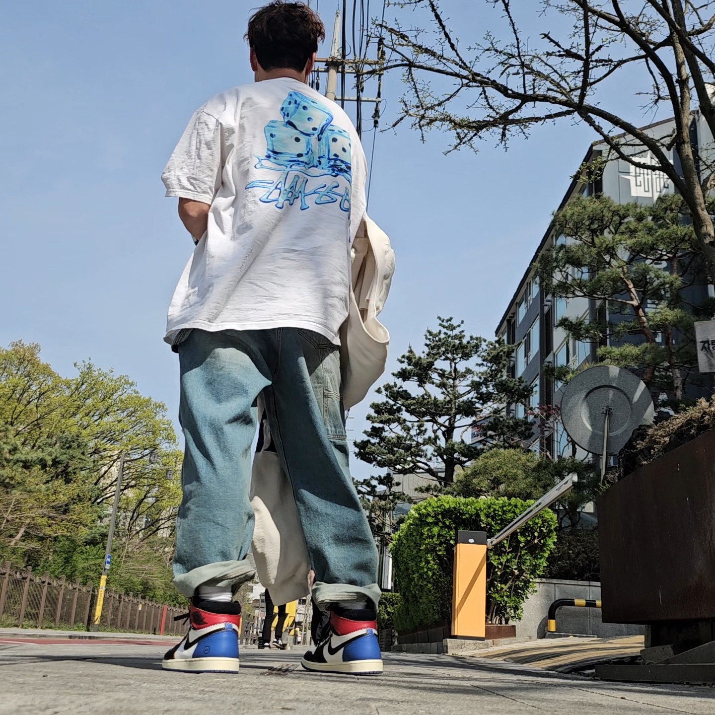 Jordan 1 x Fragment x Union LA Black and Varsity Red, Diesel Dx1509 Stainless Steel Chain Necklace Silver 착용 스타일 - 2