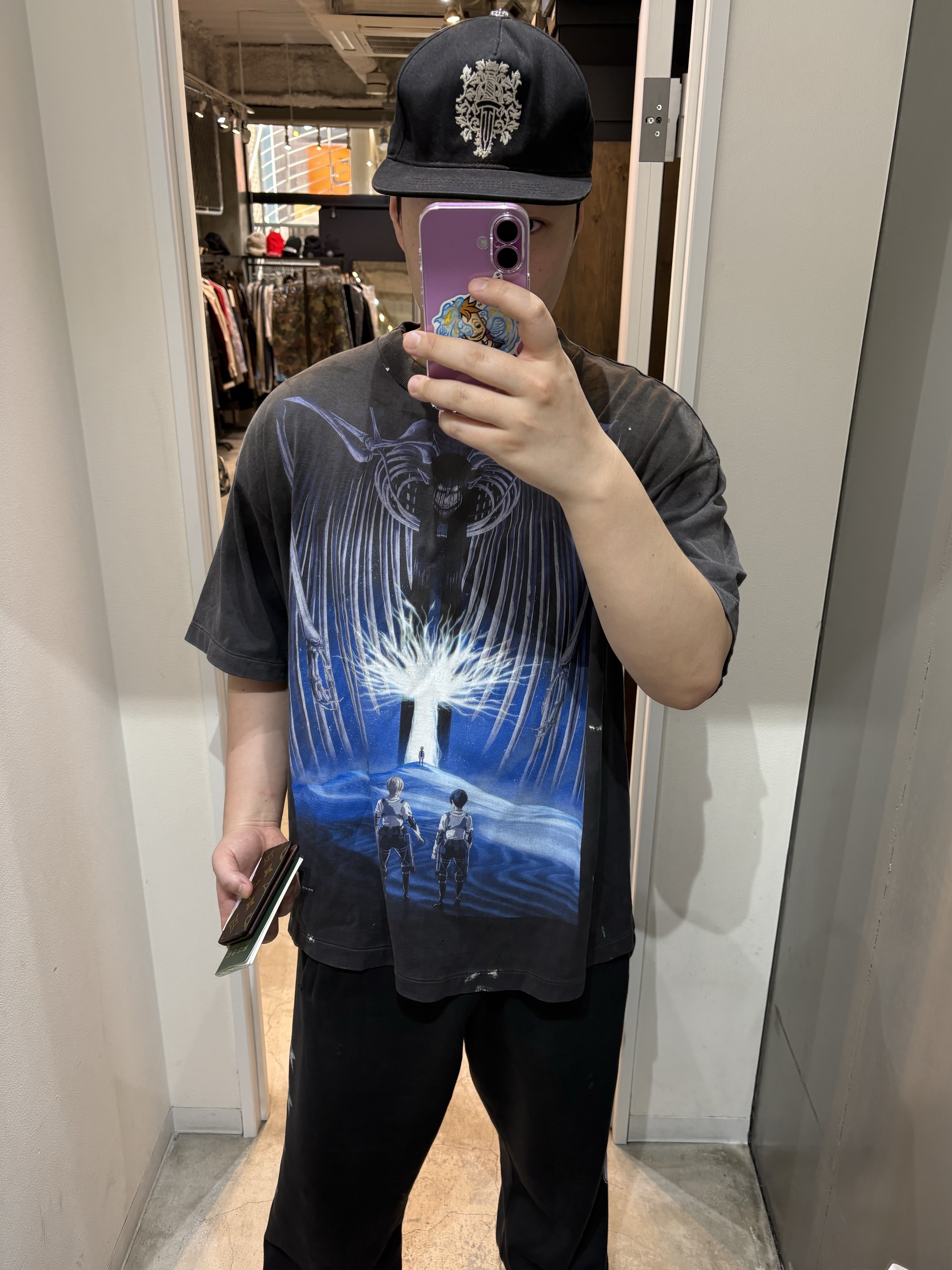 Saint Mxxxxxx x Attack On Titan S/S T-Shirt Black - 26SS 착용 스타일