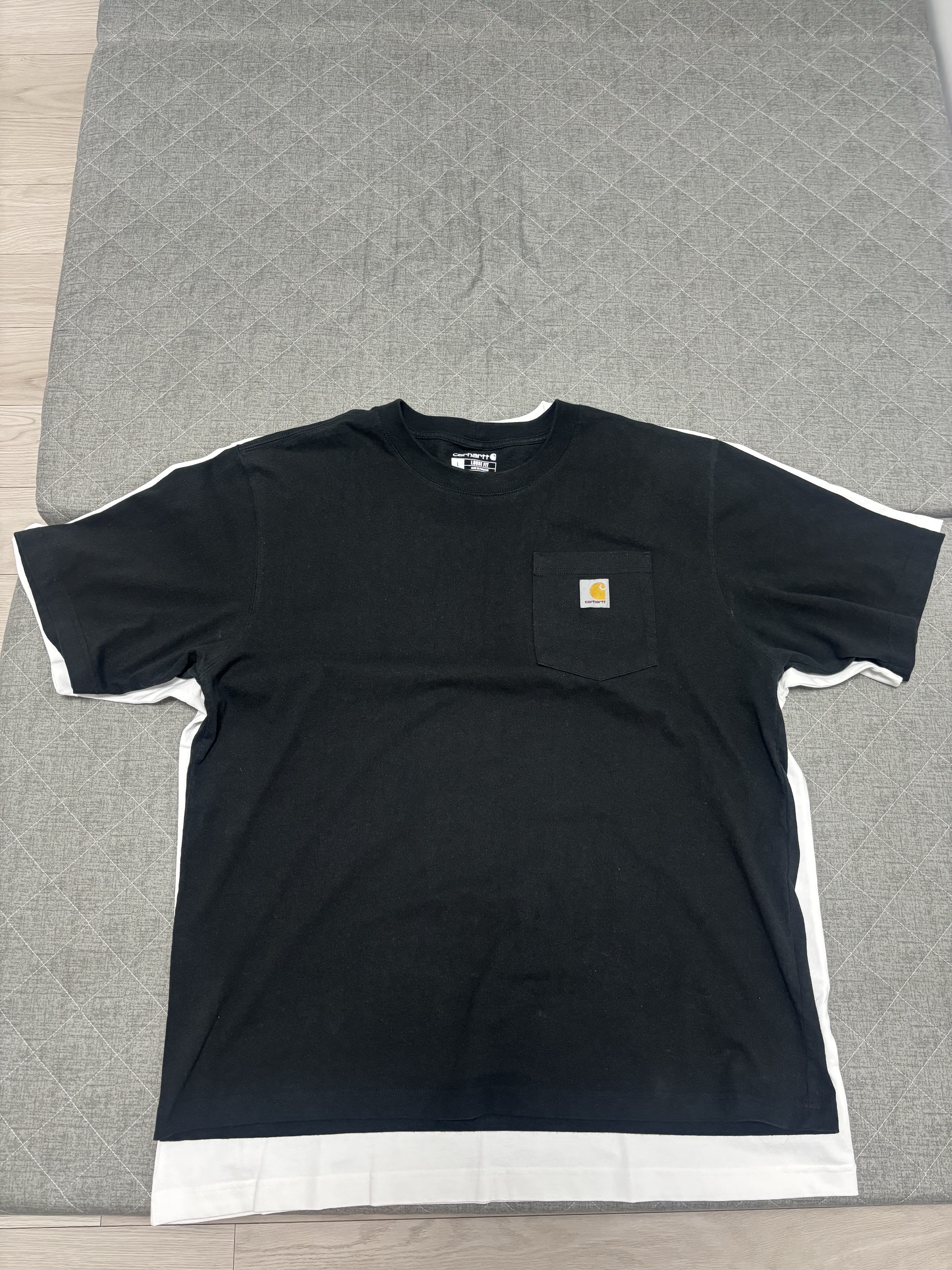 Carhartt Loose Fit Heavyweight Regular Short Sleeve Pocket T-Shirt White 착용 스타일 - 1