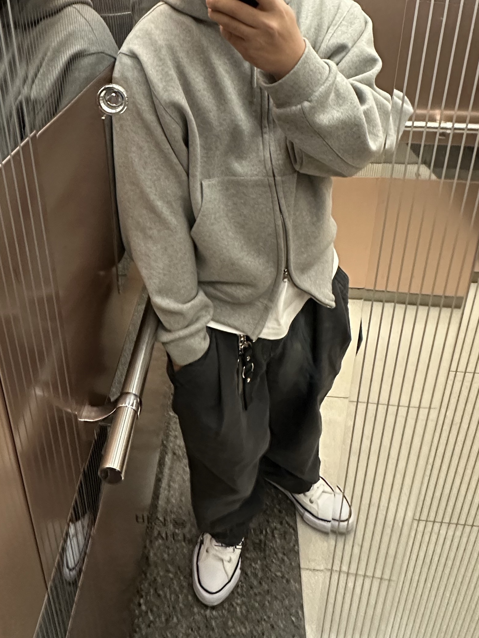 Maison Mihara Yasuhiro Peterson OG Sole Canvas Low Sneakers White 착용 스타일